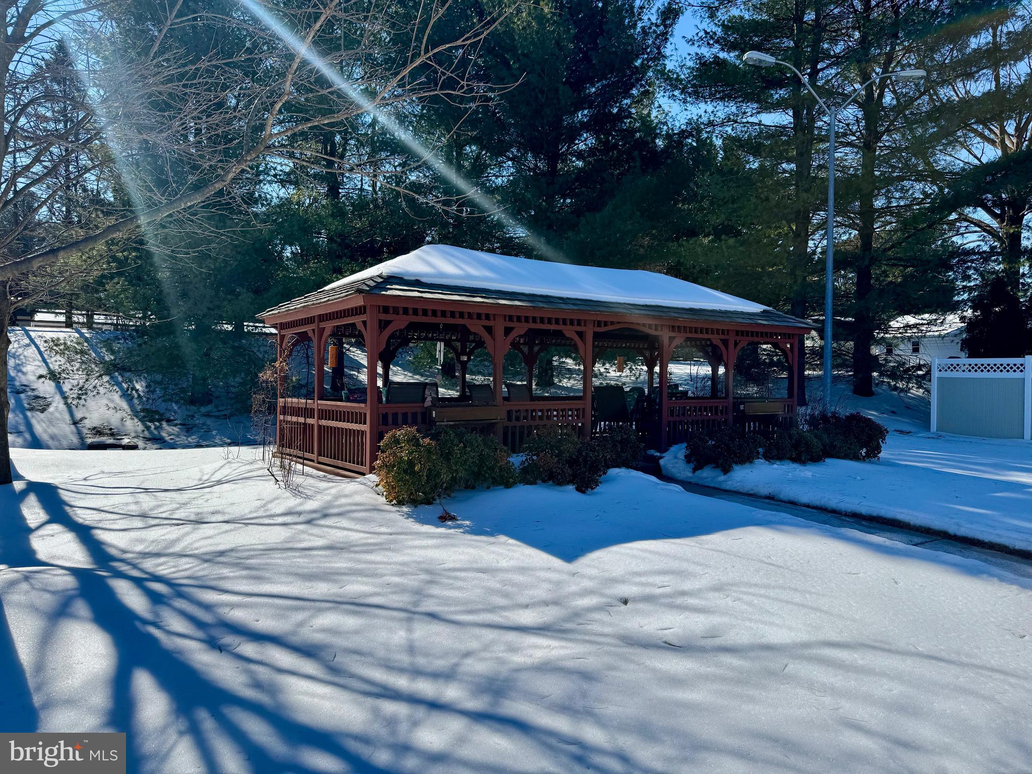 WINIFRED MANOR - Residential