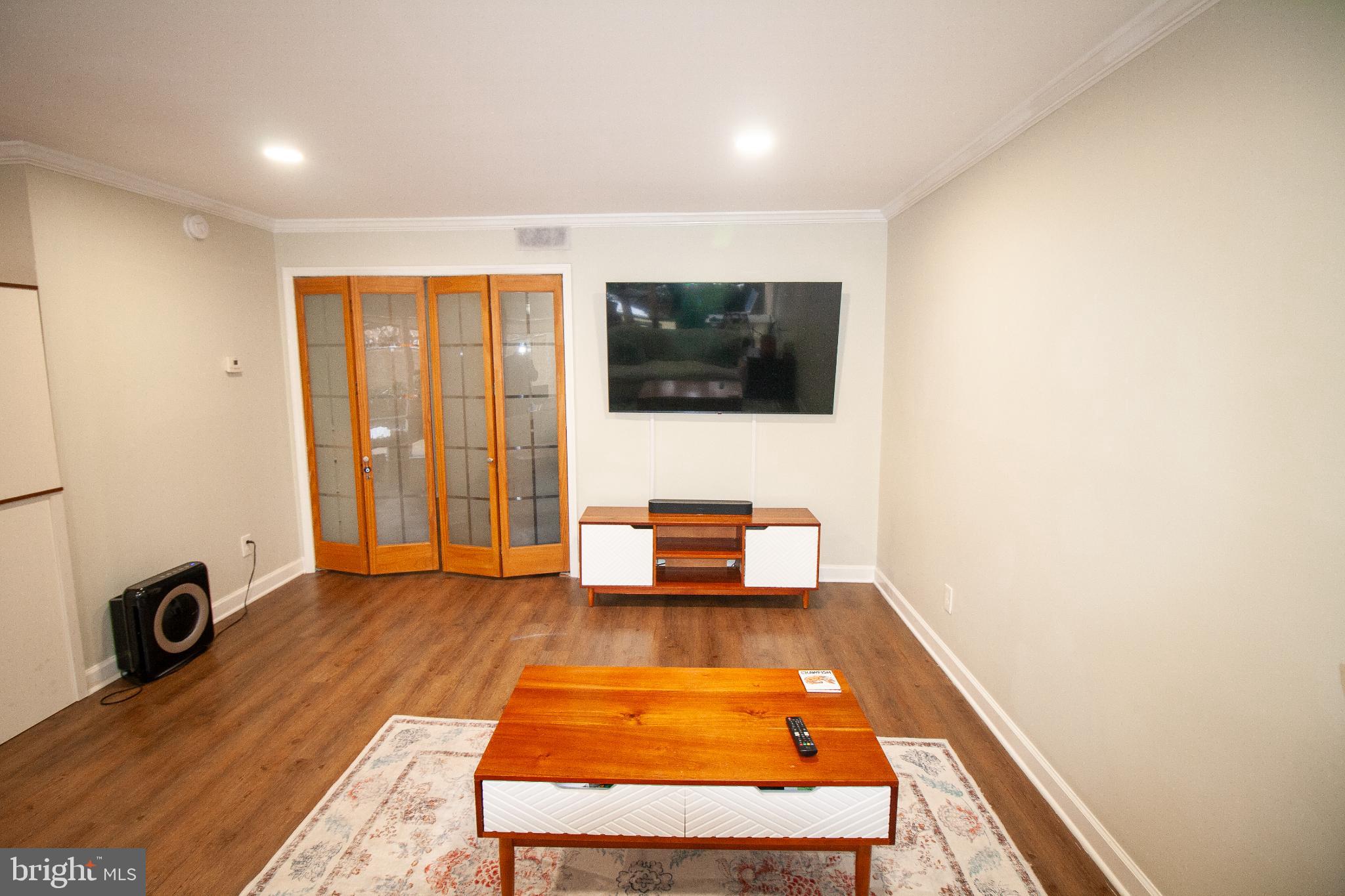 SPRING LAKE - Residential