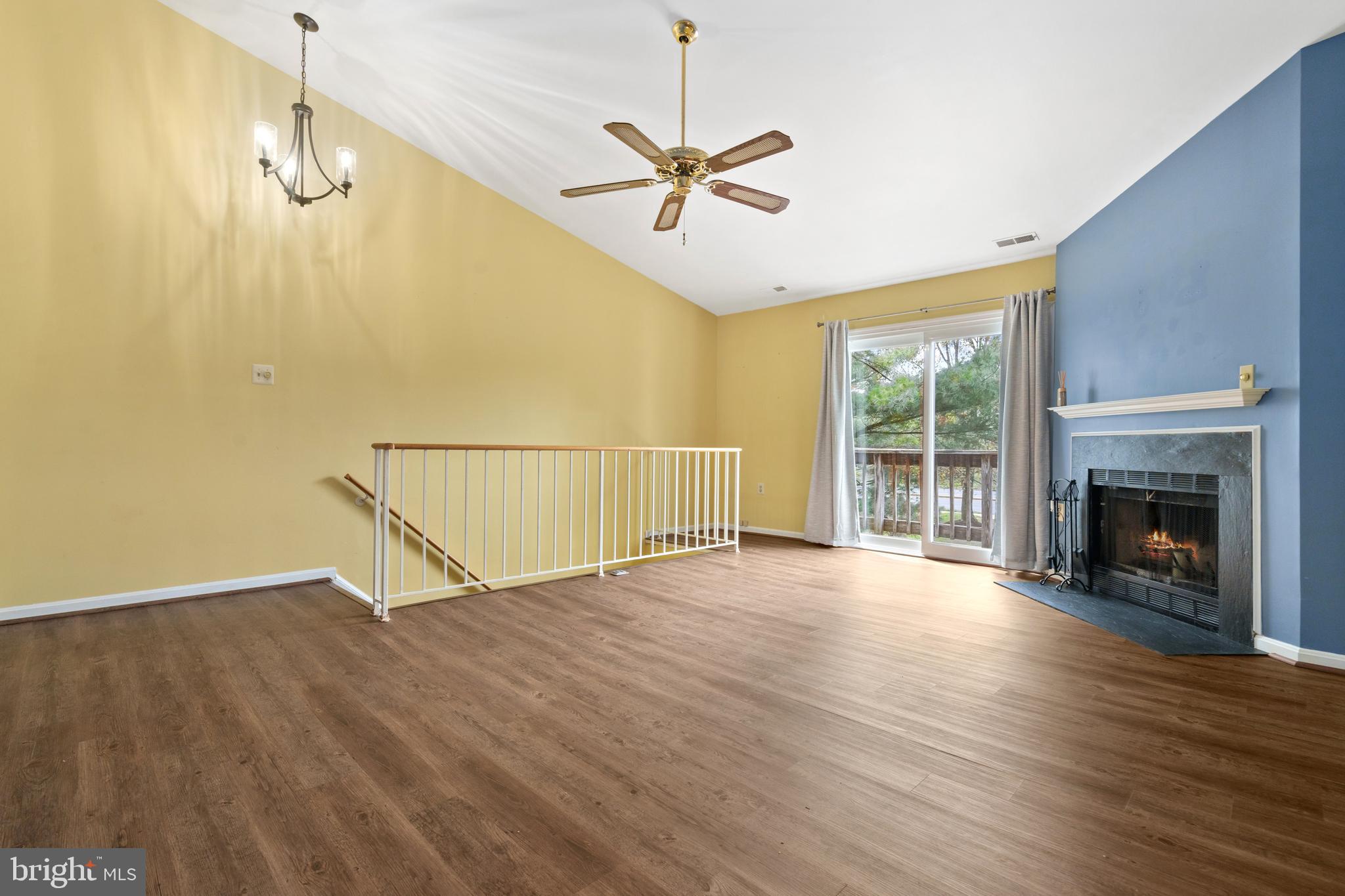 STONINGTON - Residential