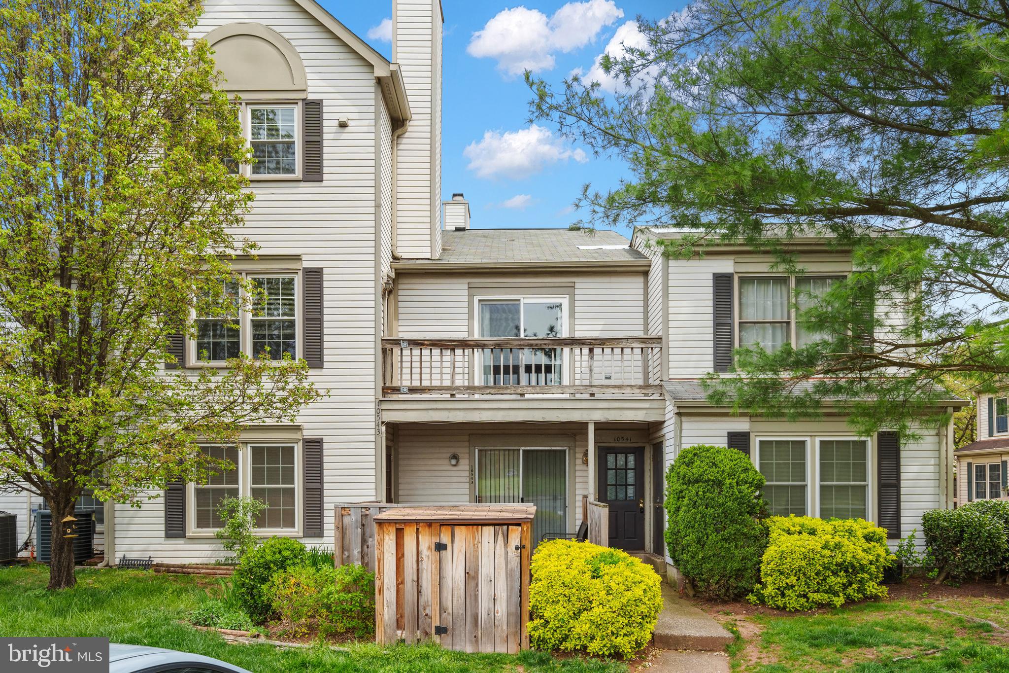 STONINGTON - Residential