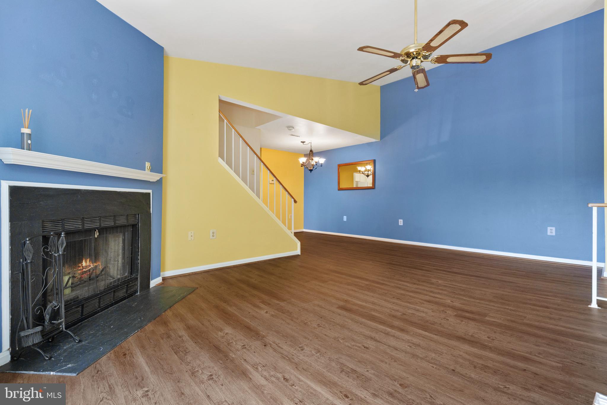 STONINGTON - Residential