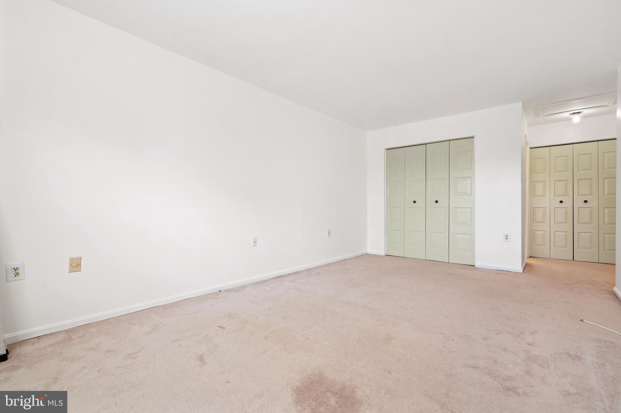 STONINGTON - Residential