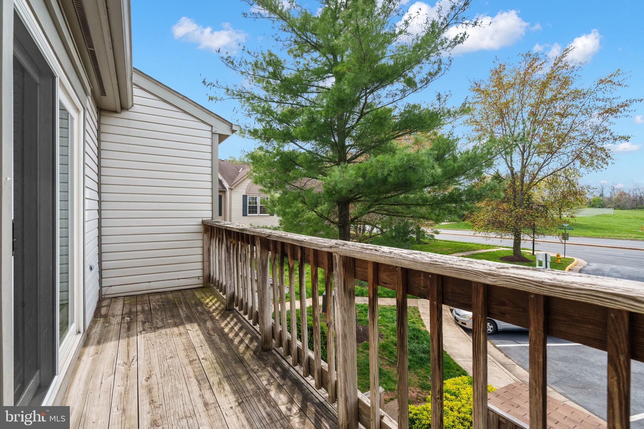 STONINGTON - Residential