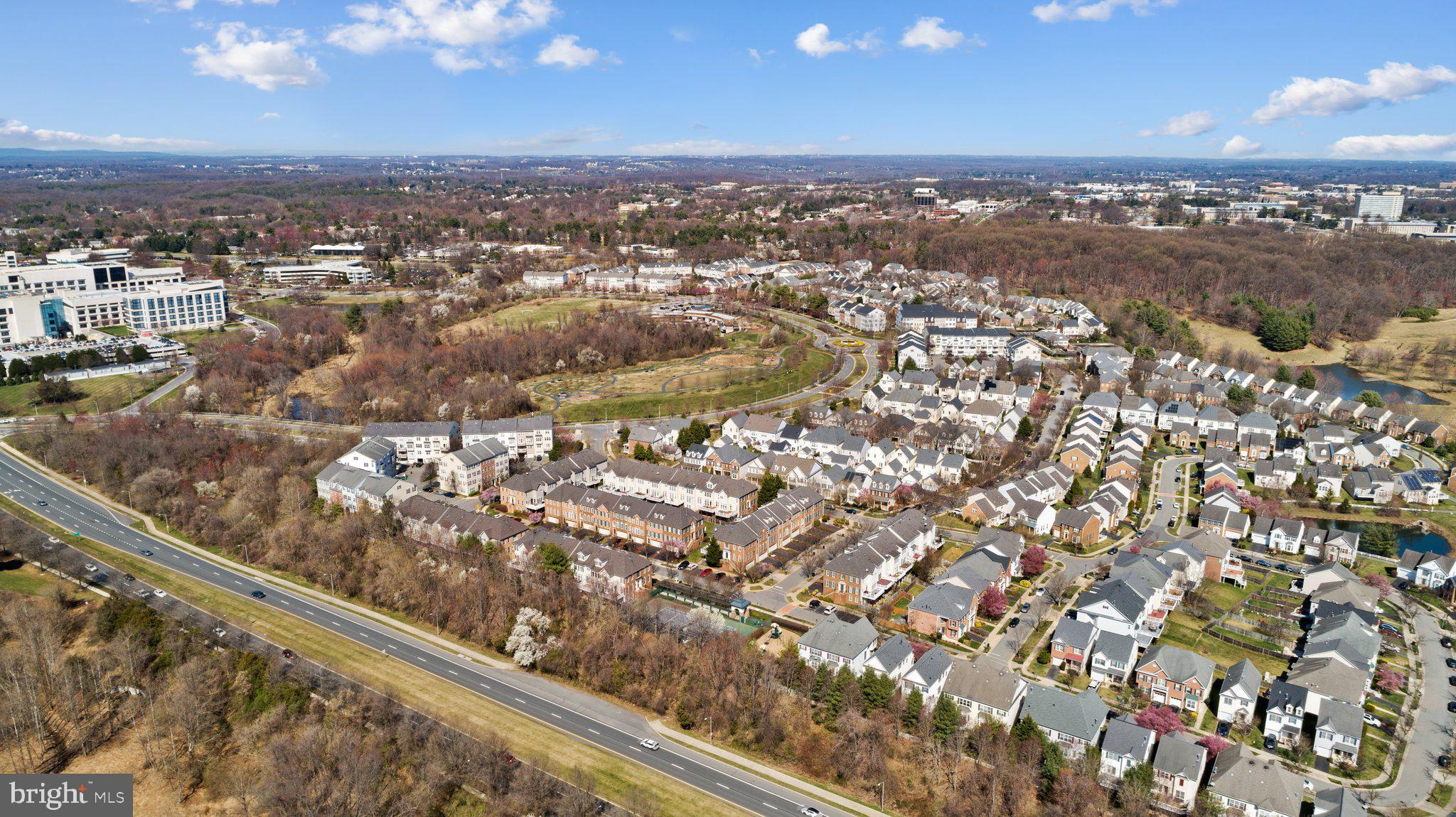 QUINCE ORCHARD PARK - Residential