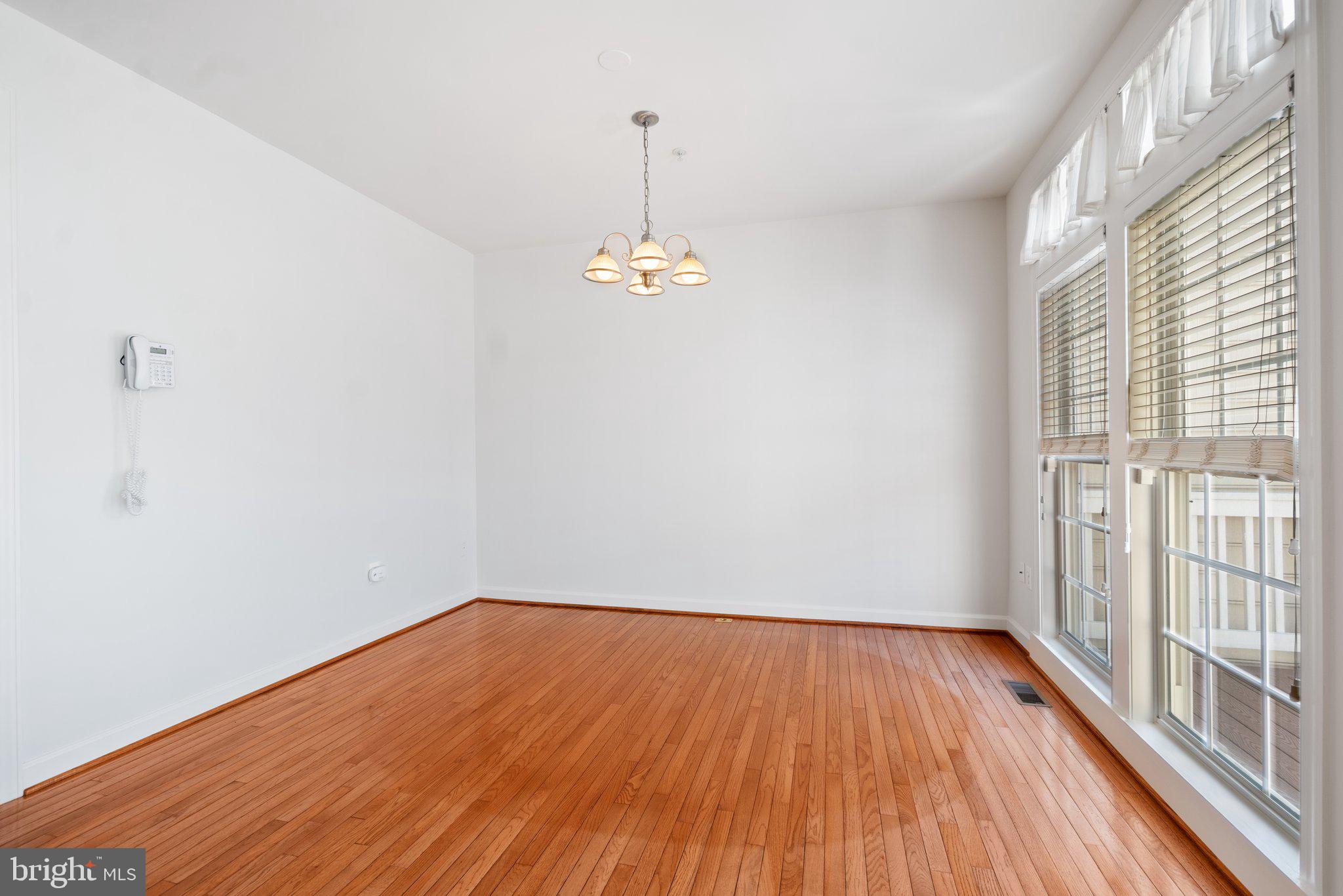 QUINCE ORCHARD PARK - Residential