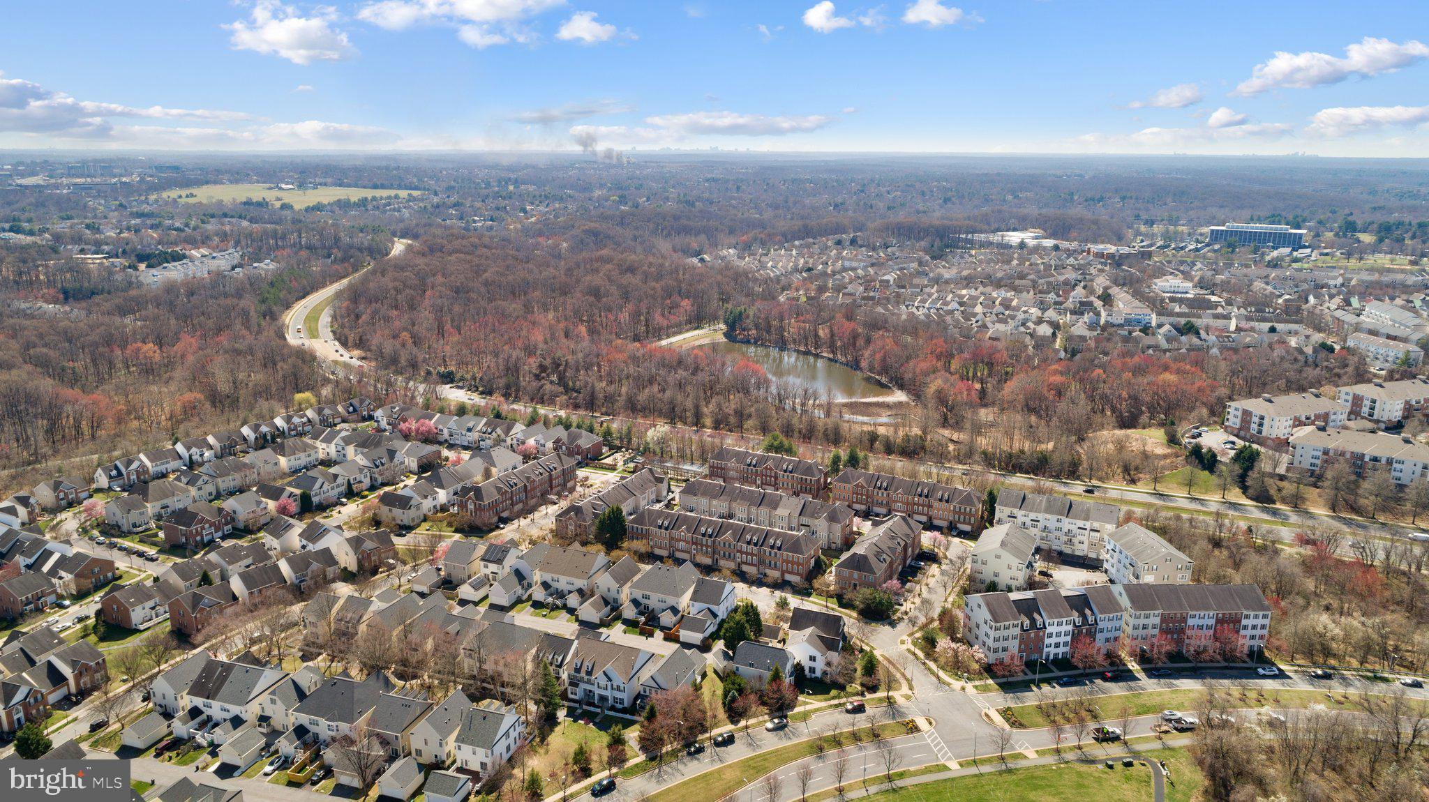 QUINCE ORCHARD PARK - Residential