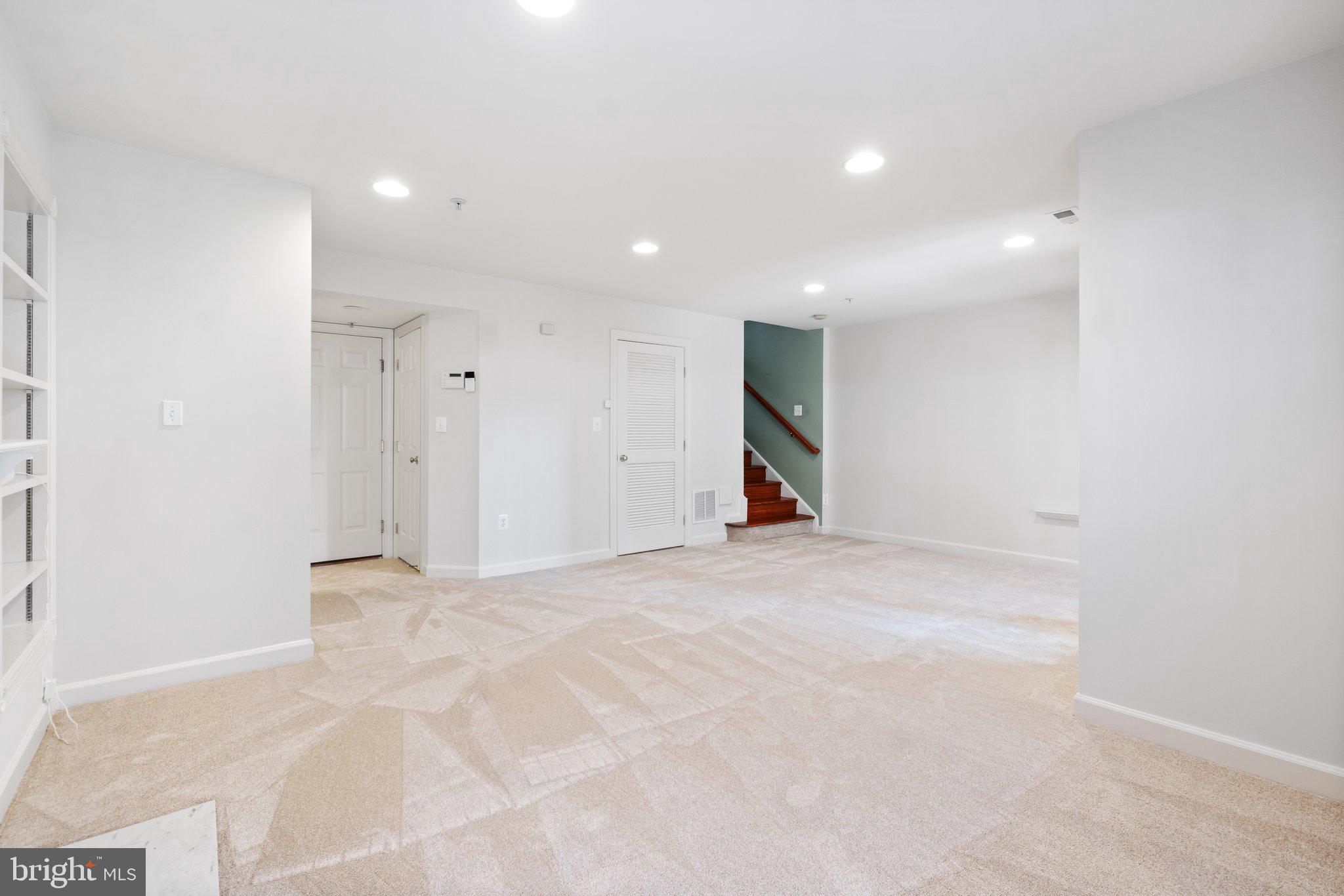 QUINCE ORCHARD PARK - Residential