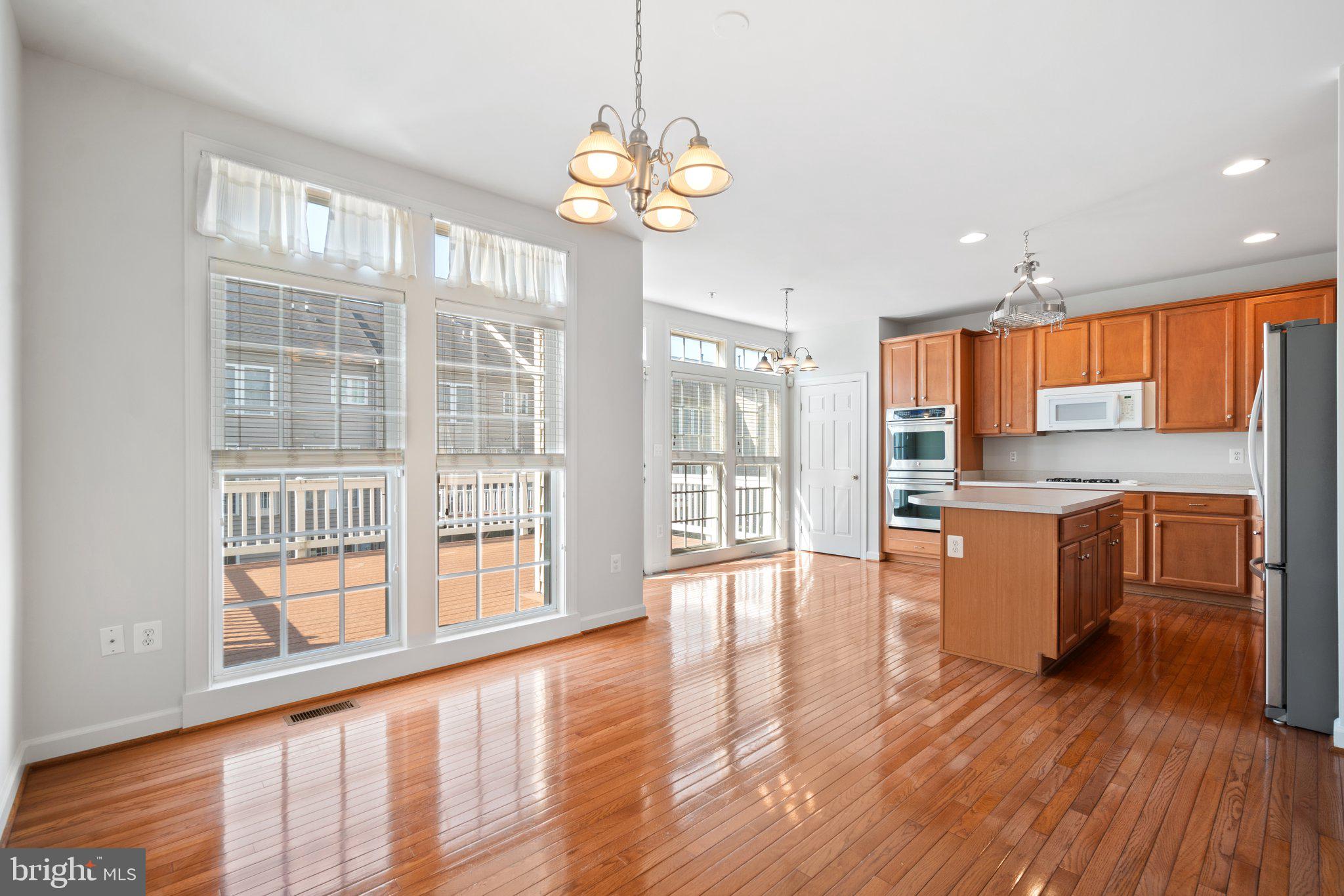 QUINCE ORCHARD PARK - Residential