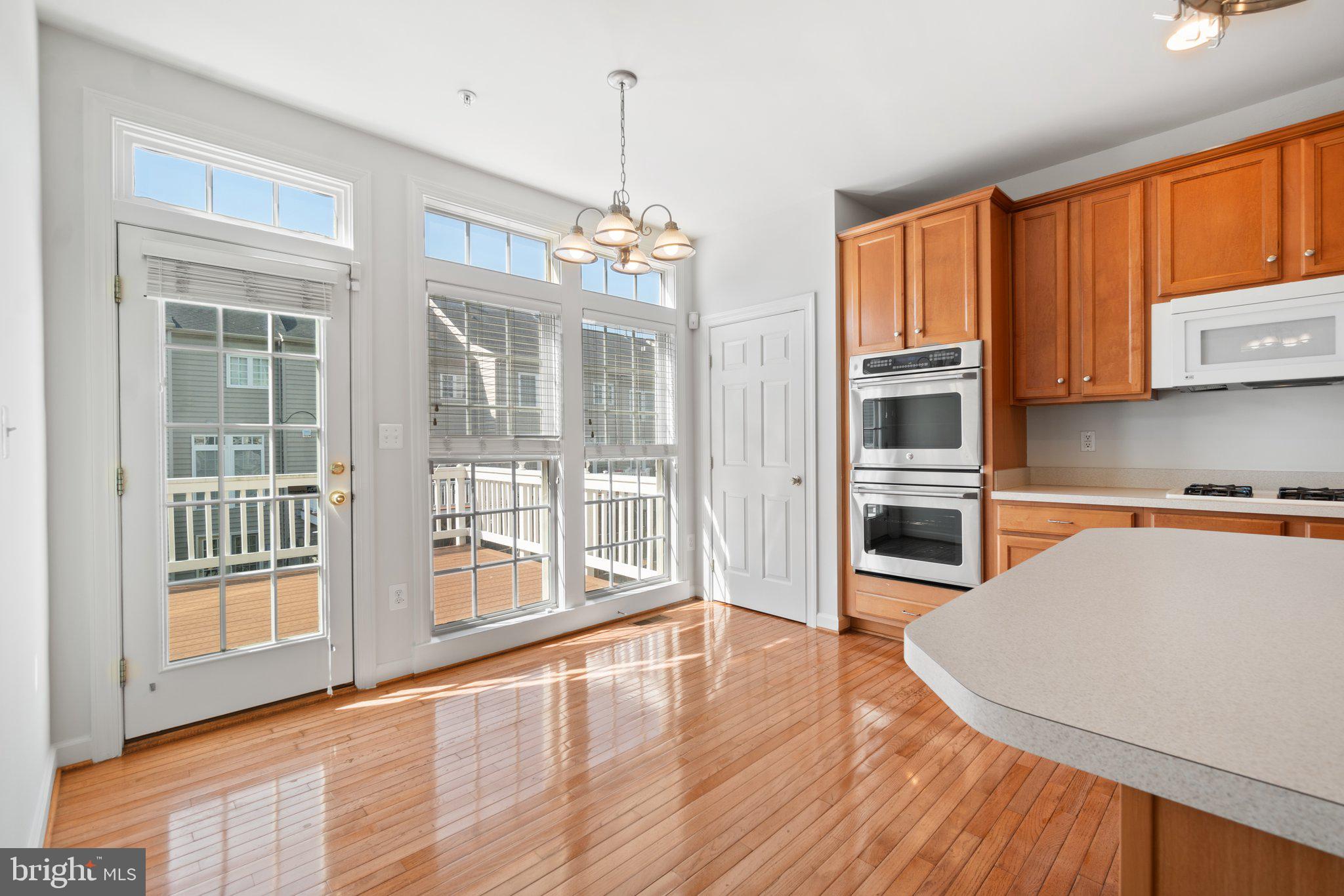 QUINCE ORCHARD PARK - Residential