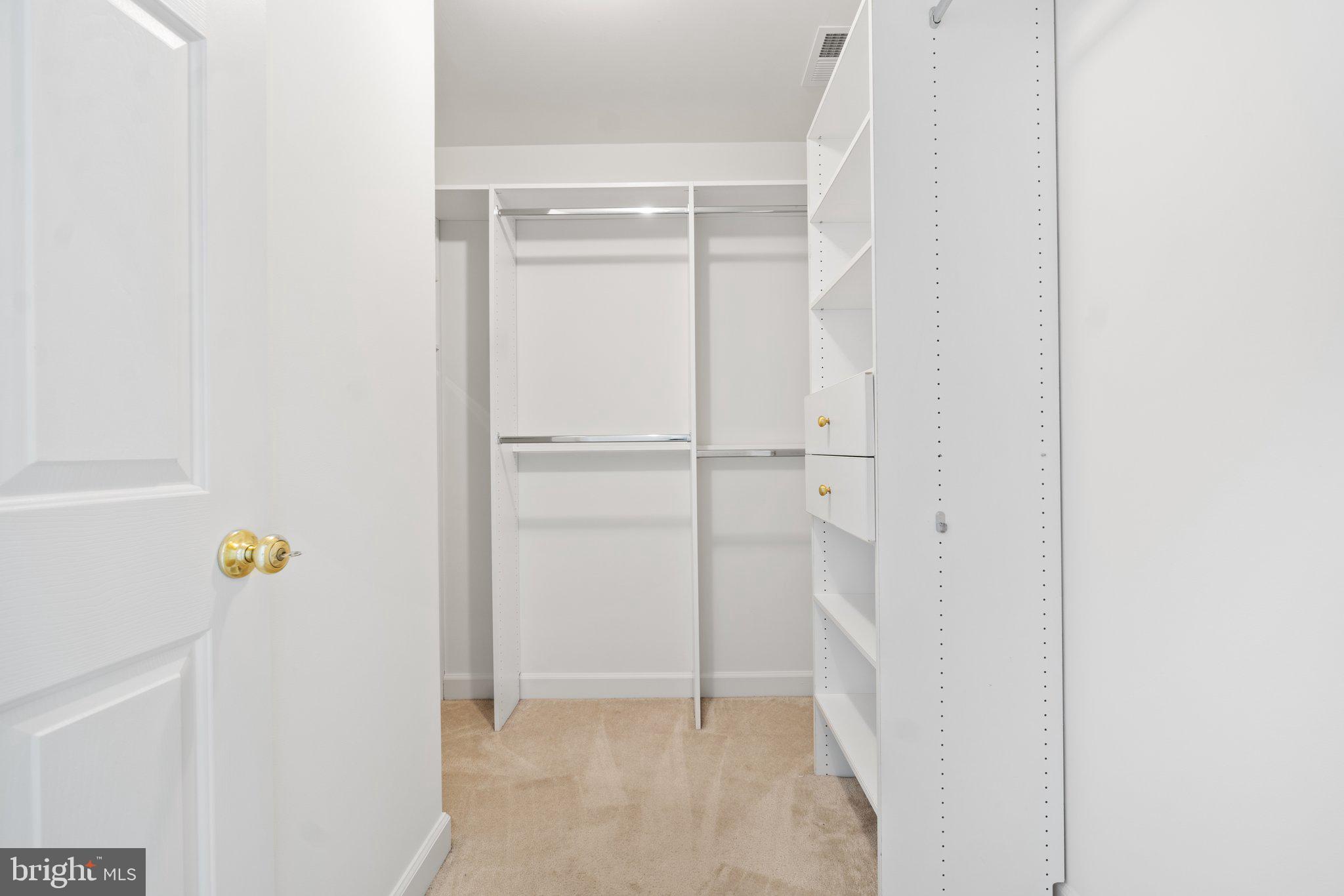 QUINCE ORCHARD PARK - Residential