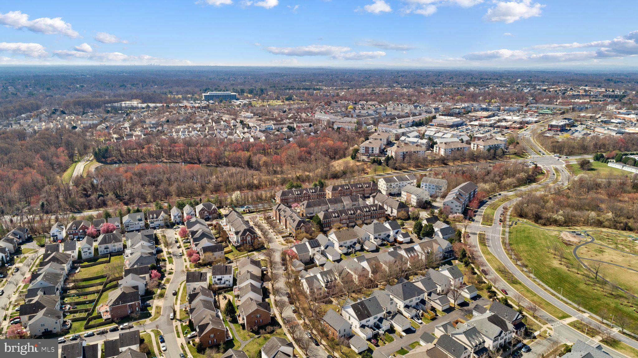 QUINCE ORCHARD PARK - Residential