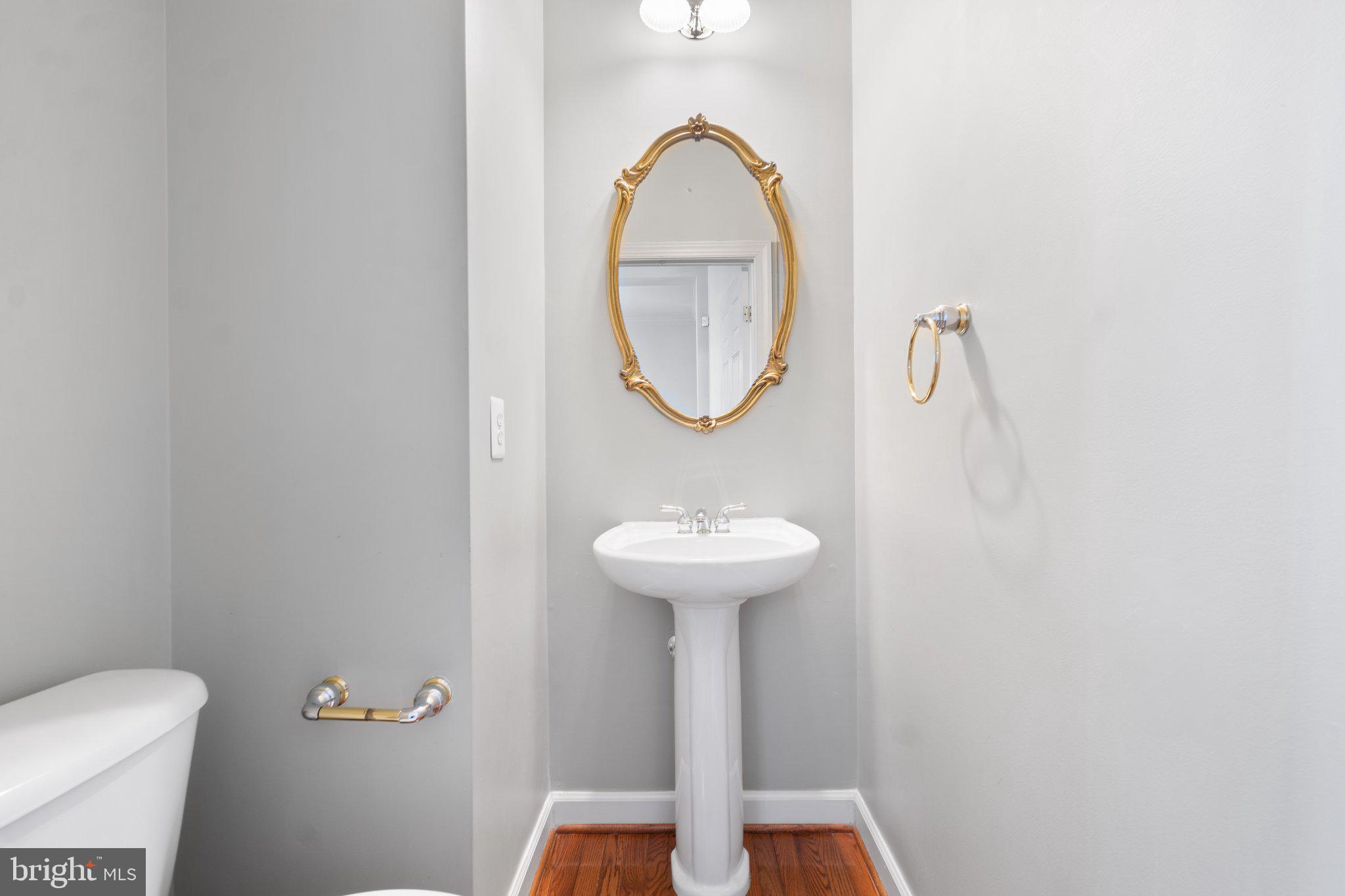 QUINCE ORCHARD PARK - Residential