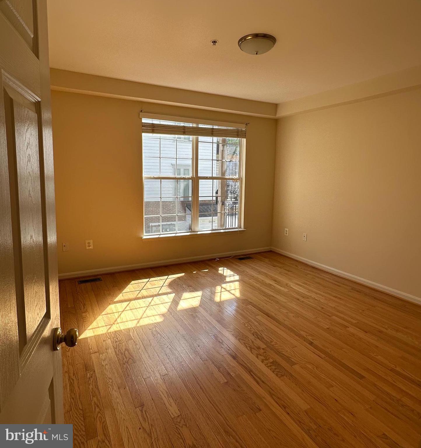 OLD TOWN GREENS - Residential Lease