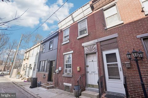 Photo of 1527 Earl Street, PHILADELPHIA, PA 19125 (MLS # PAPH2591650)