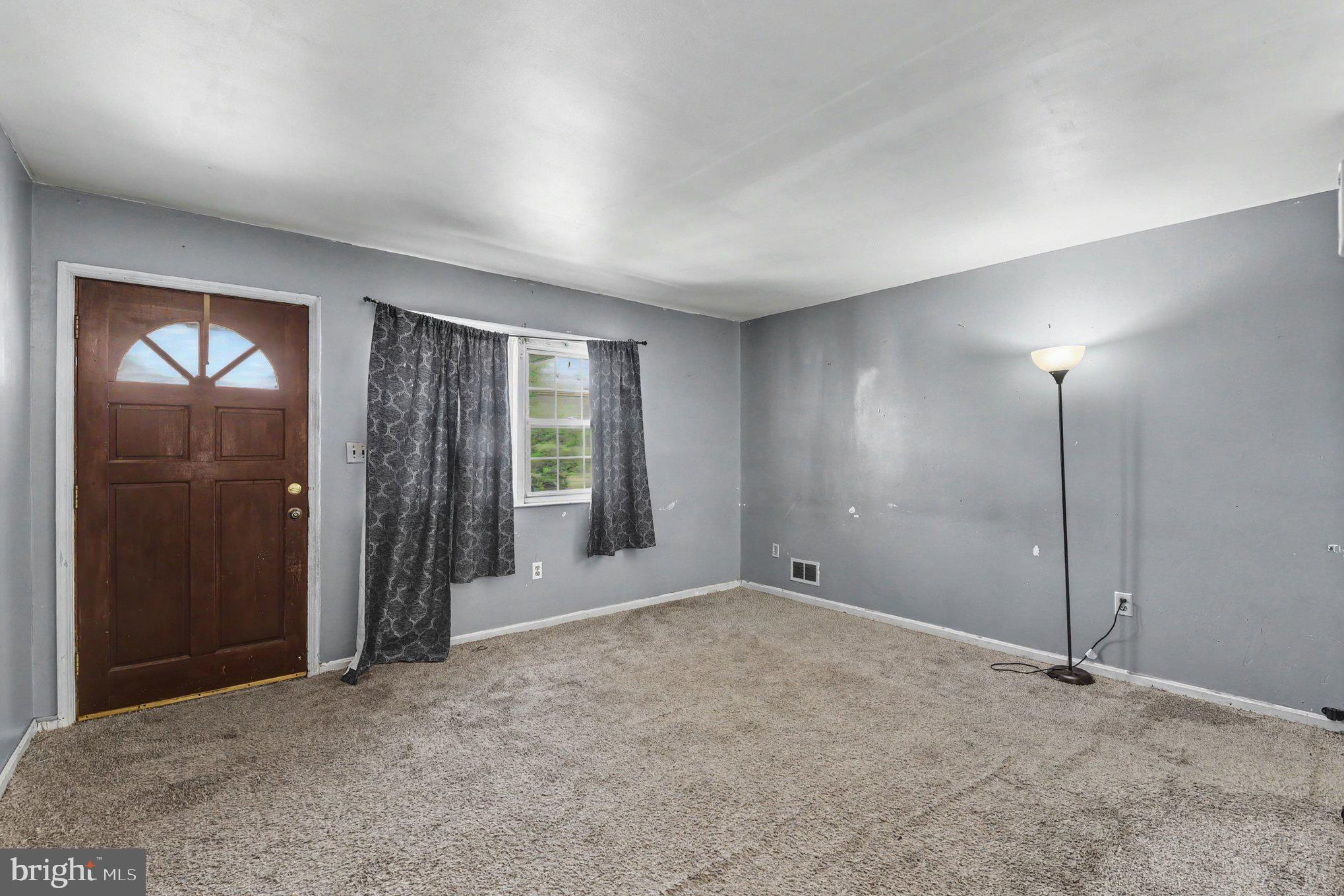 8133 GRAY HAVEN
