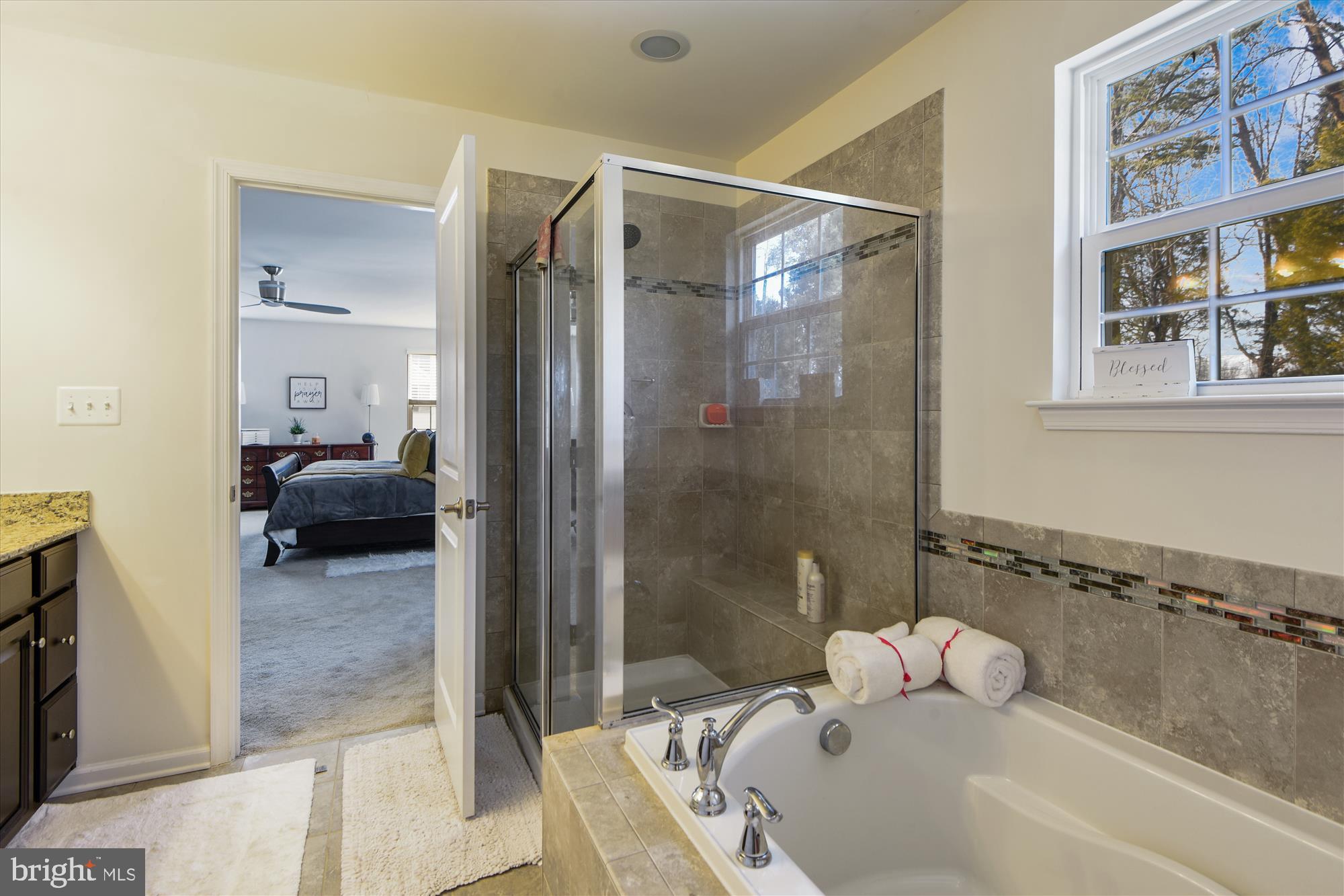 SOUTHGATE - Residential