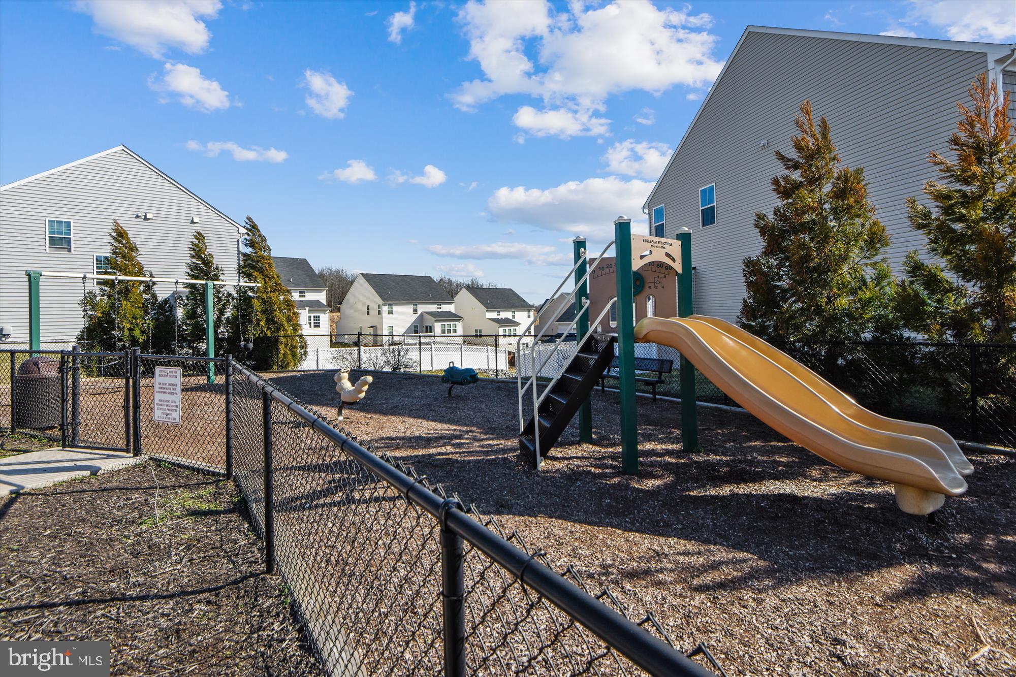 SOUTHGATE - Residential