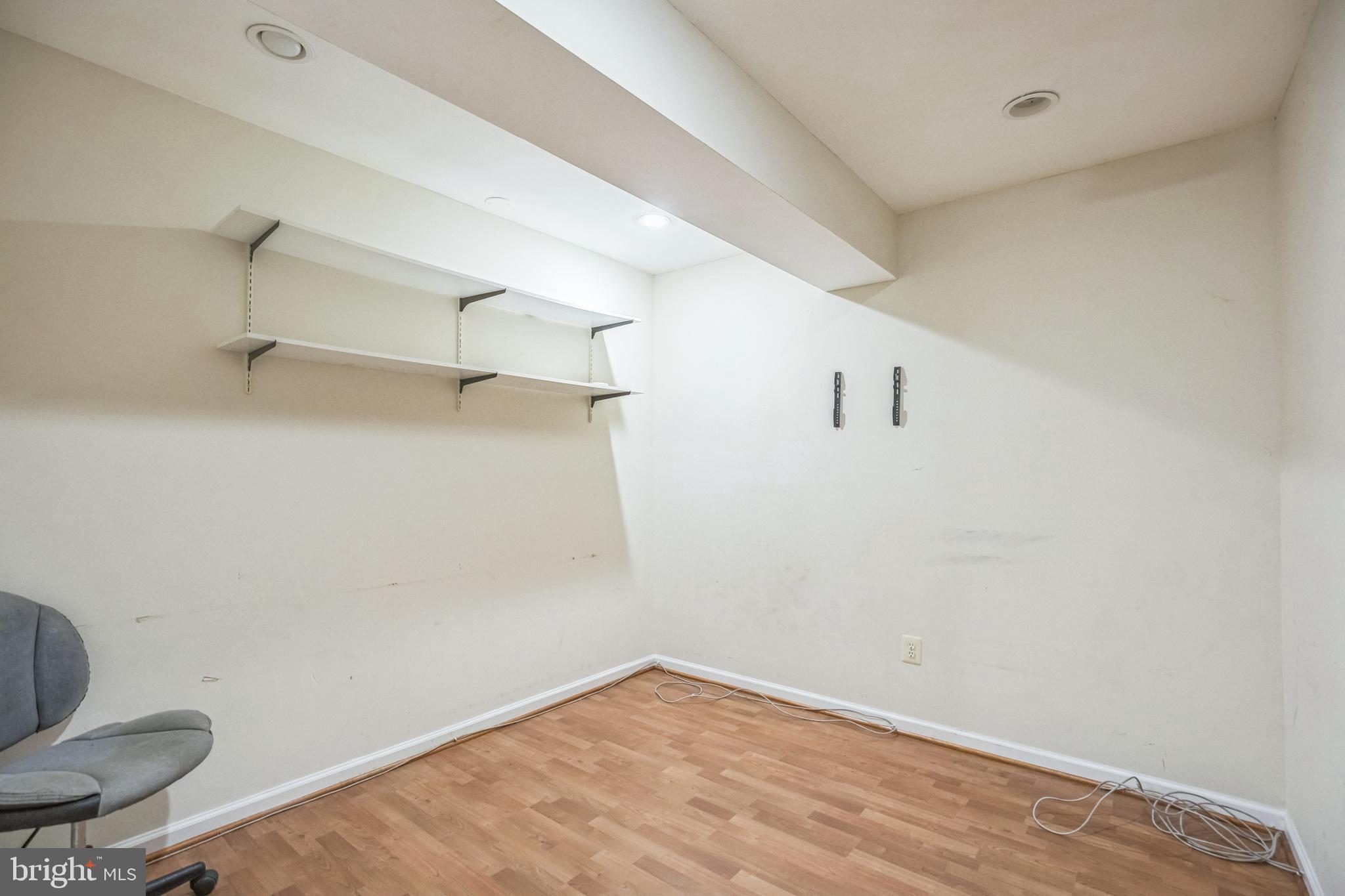 PINEWOOD SUB - Residential