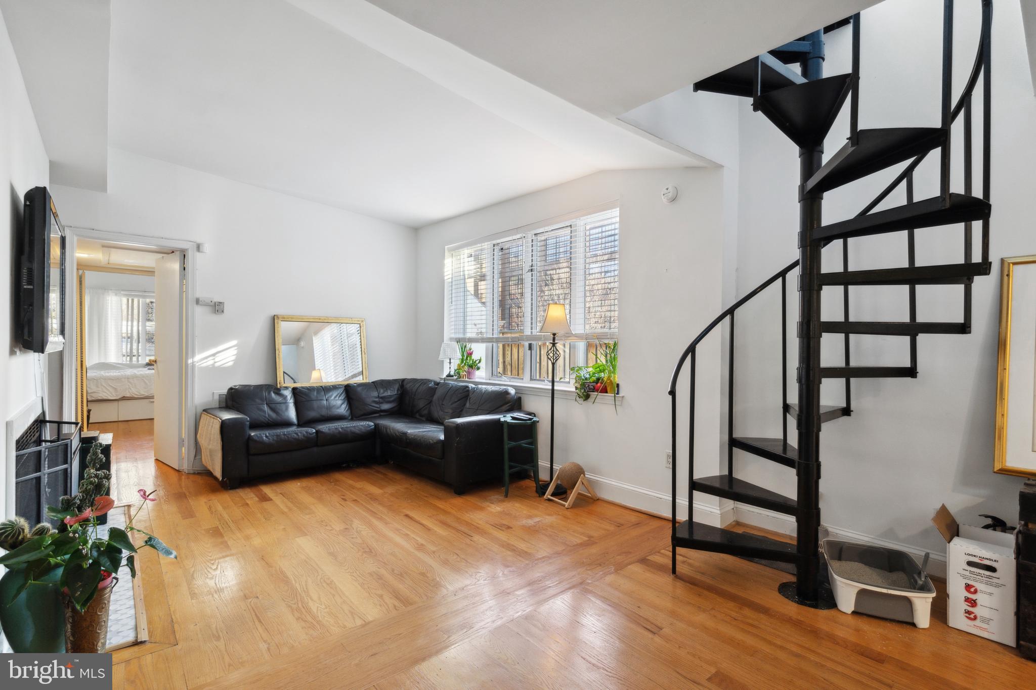 ART MUSEUM AREA - Residential