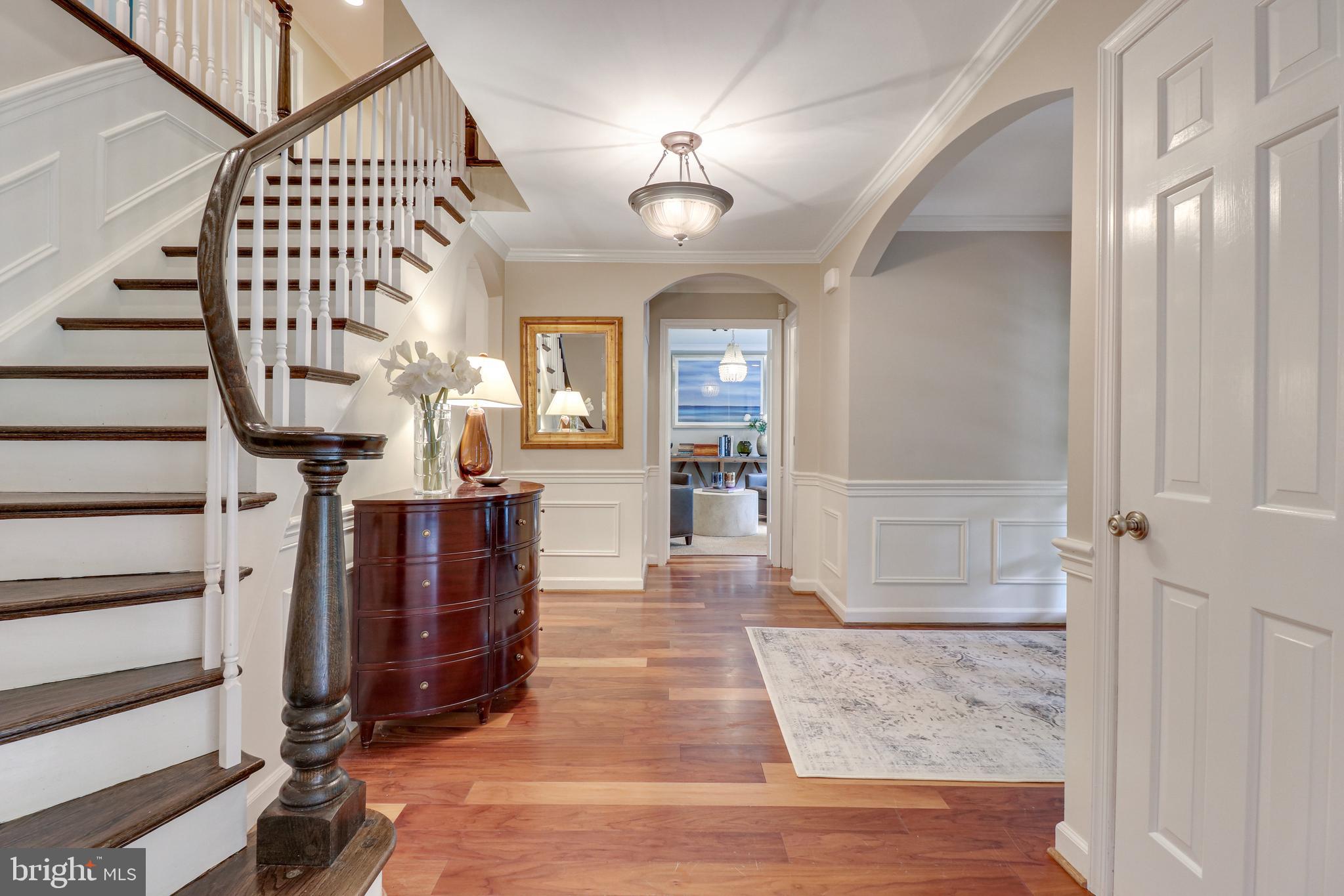 WOODSIDE ESTATES - Residential