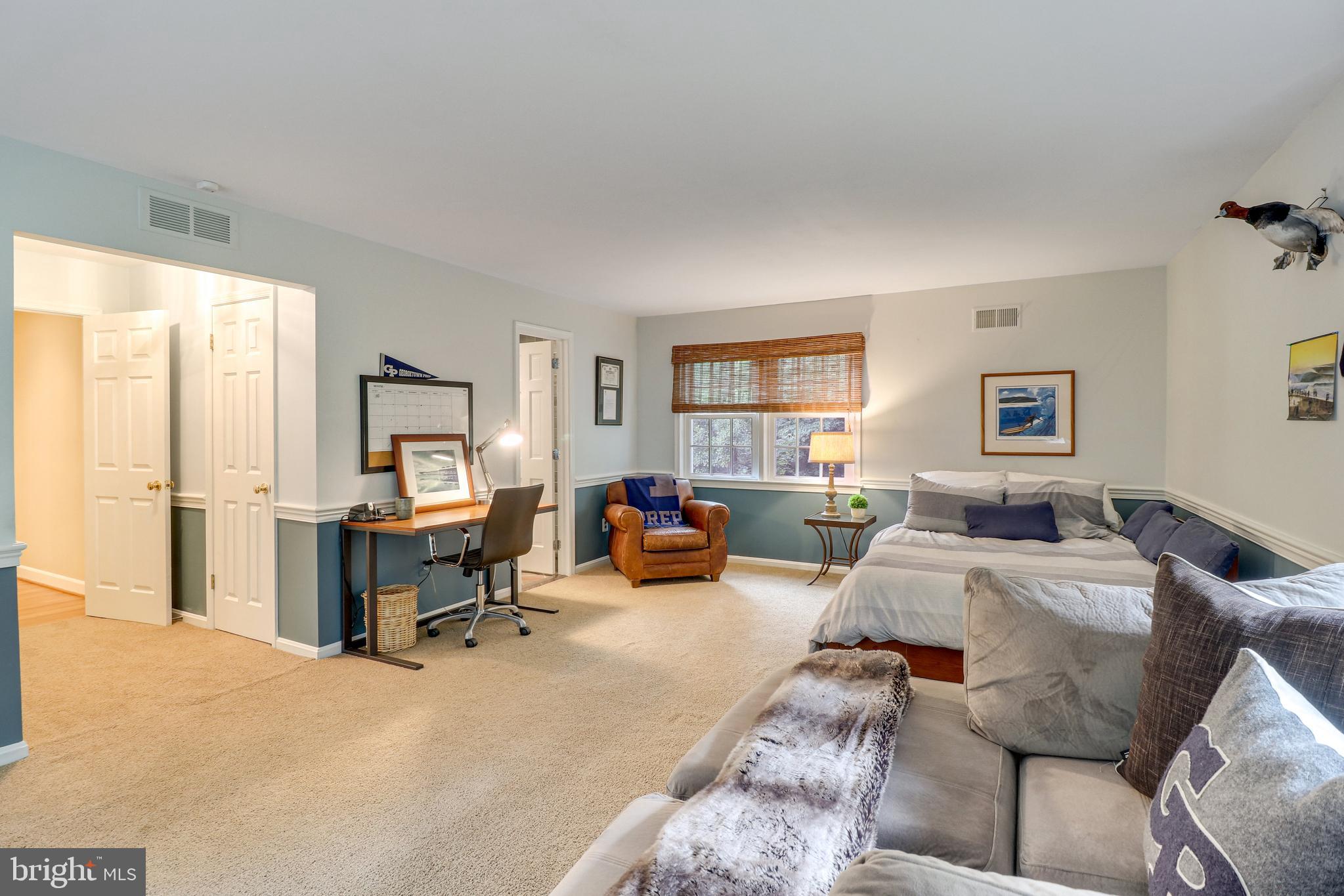 WOODSIDE ESTATES - Residential