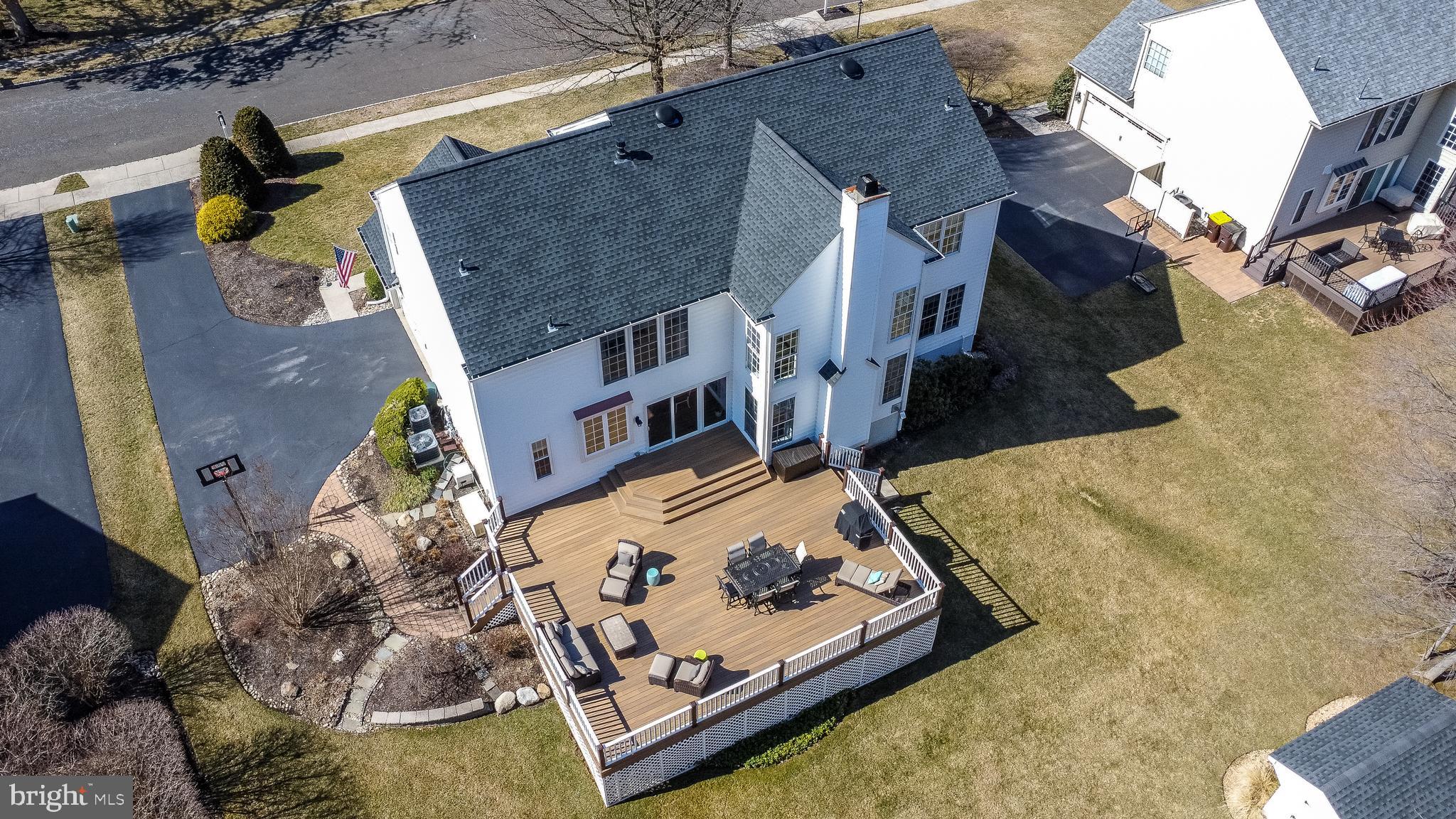 CHESTNUT CREEK - Residential