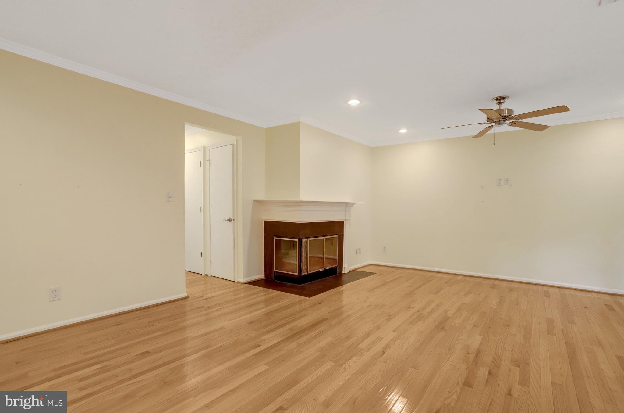 3151 COVEWOOD COURT B