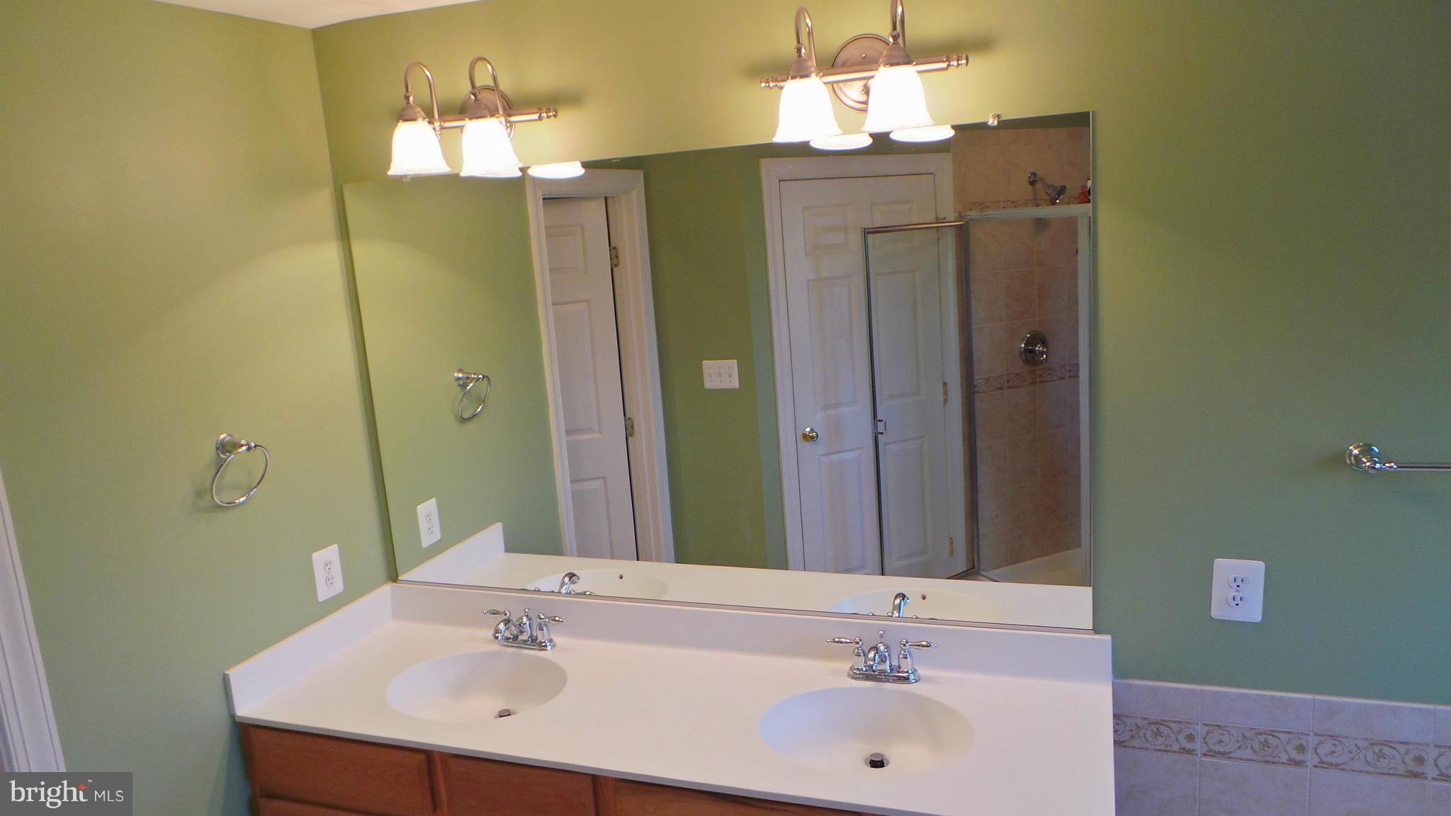 VILLAGES OF DORCHESTER - Residential Lease