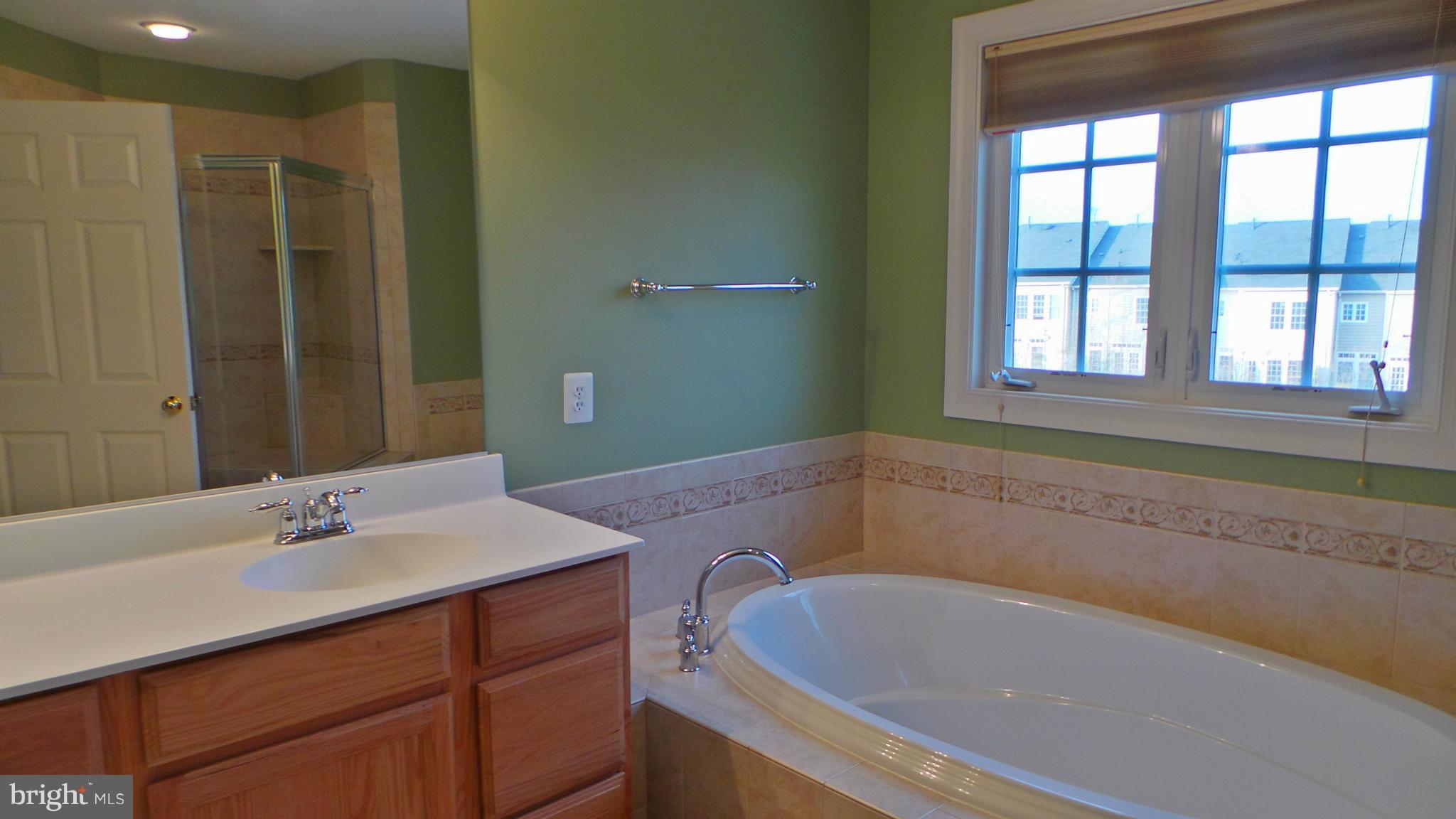 VILLAGES OF DORCHESTER - Residential Lease