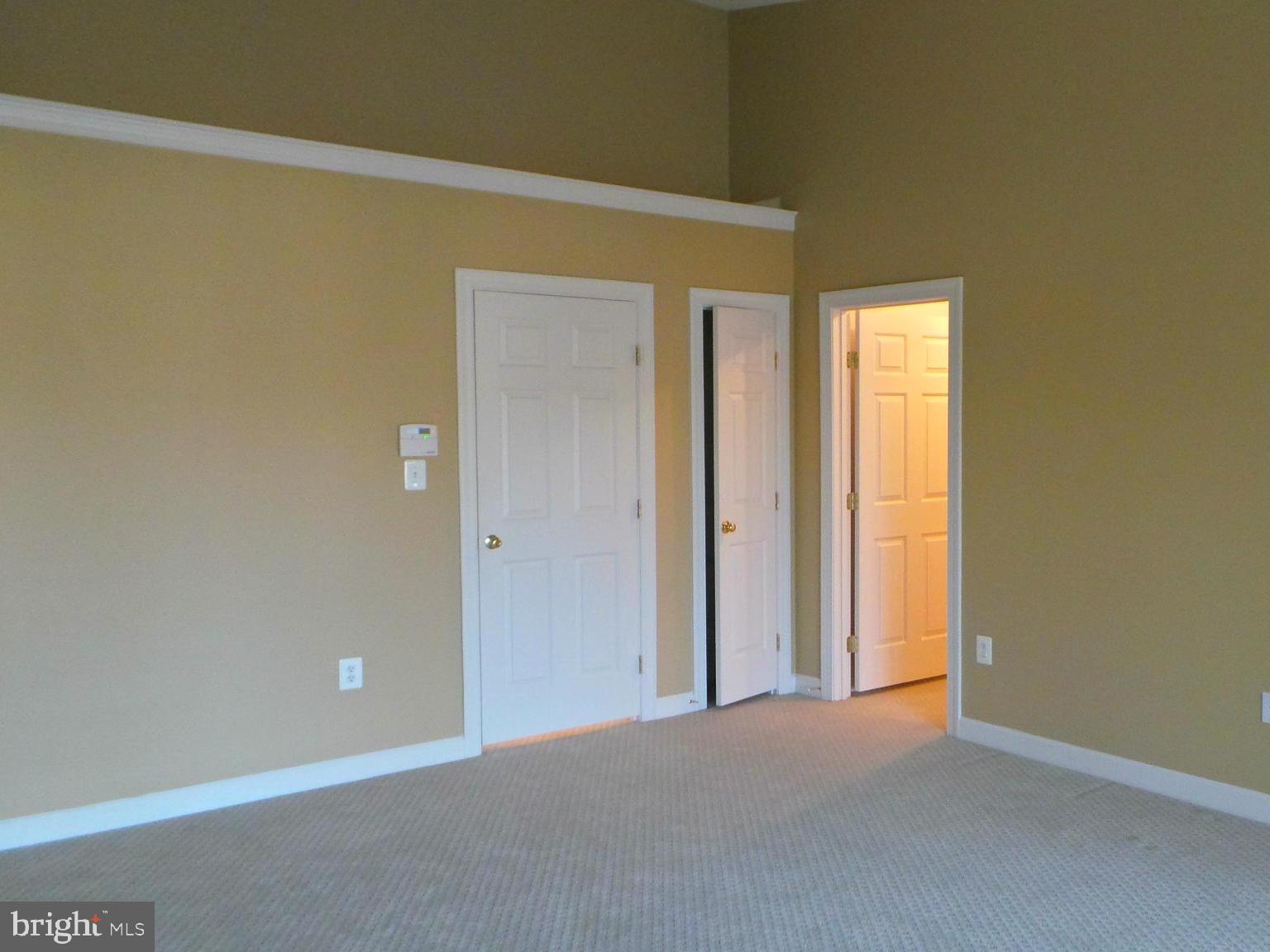 VILLAGES OF DORCHESTER - Residential Lease