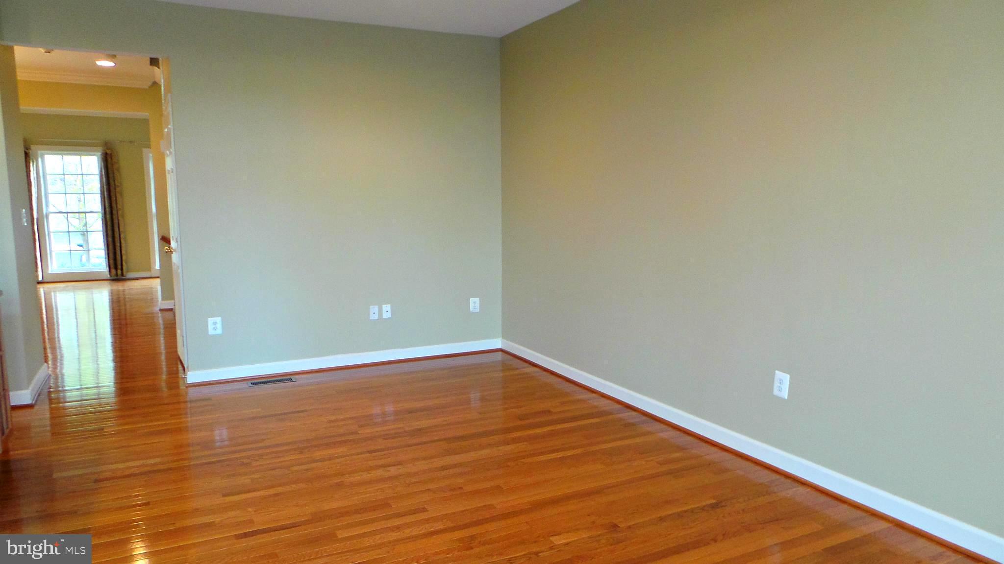 VILLAGES OF DORCHESTER - Residential Lease