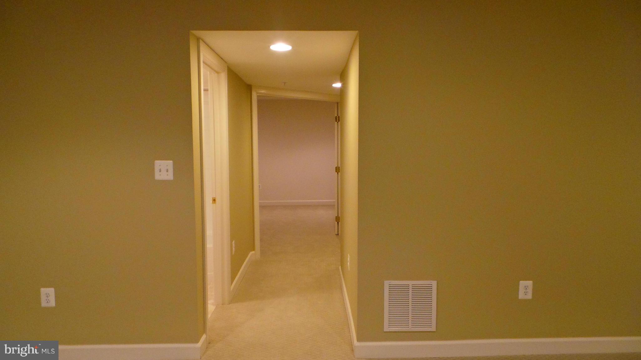 VILLAGES OF DORCHESTER - Residential Lease