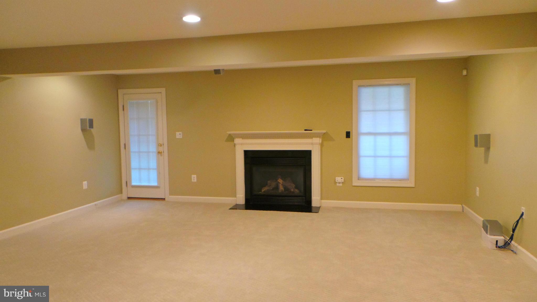 VILLAGES OF DORCHESTER - Residential Lease