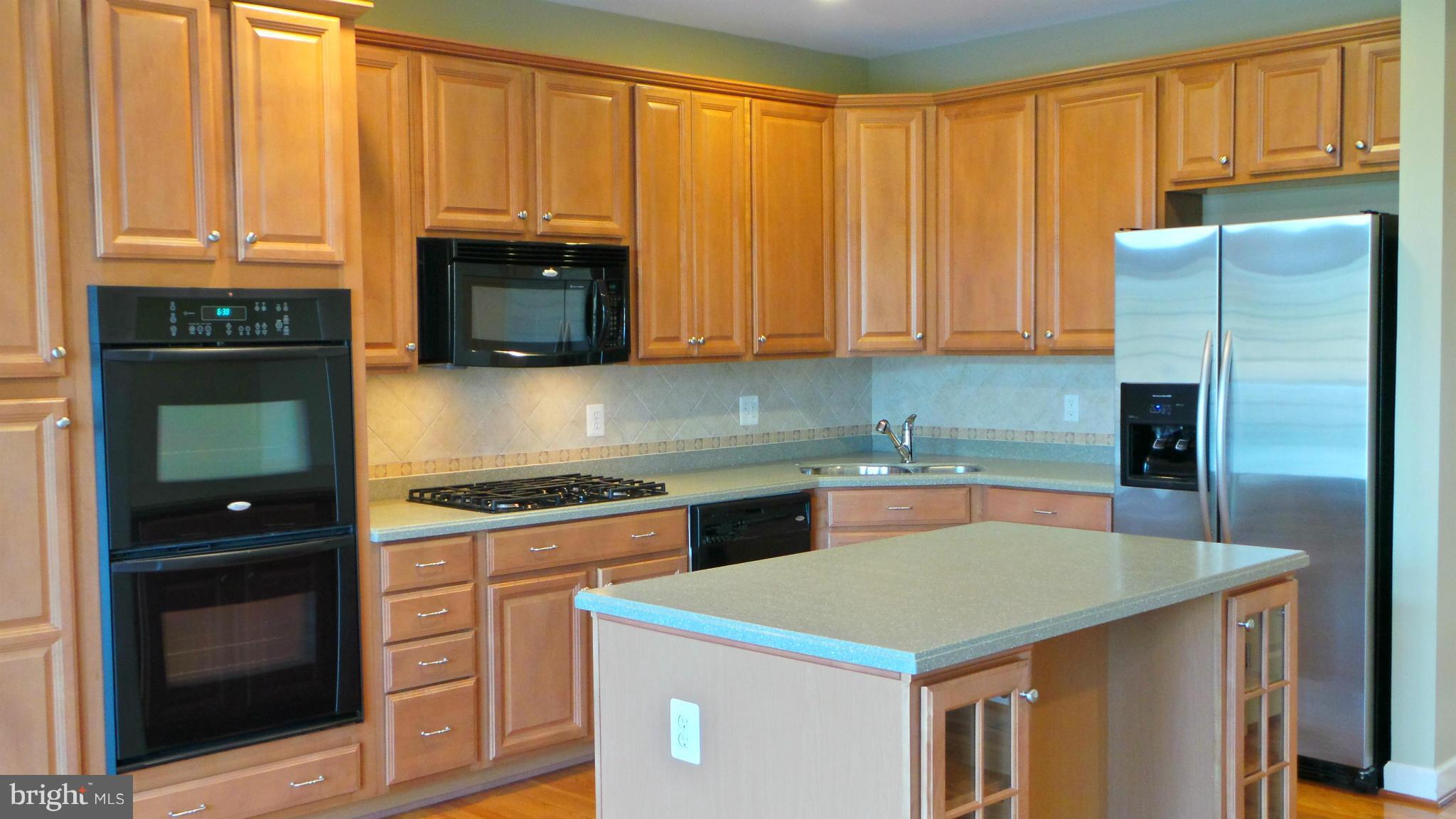 VILLAGES OF DORCHESTER - Residential Lease