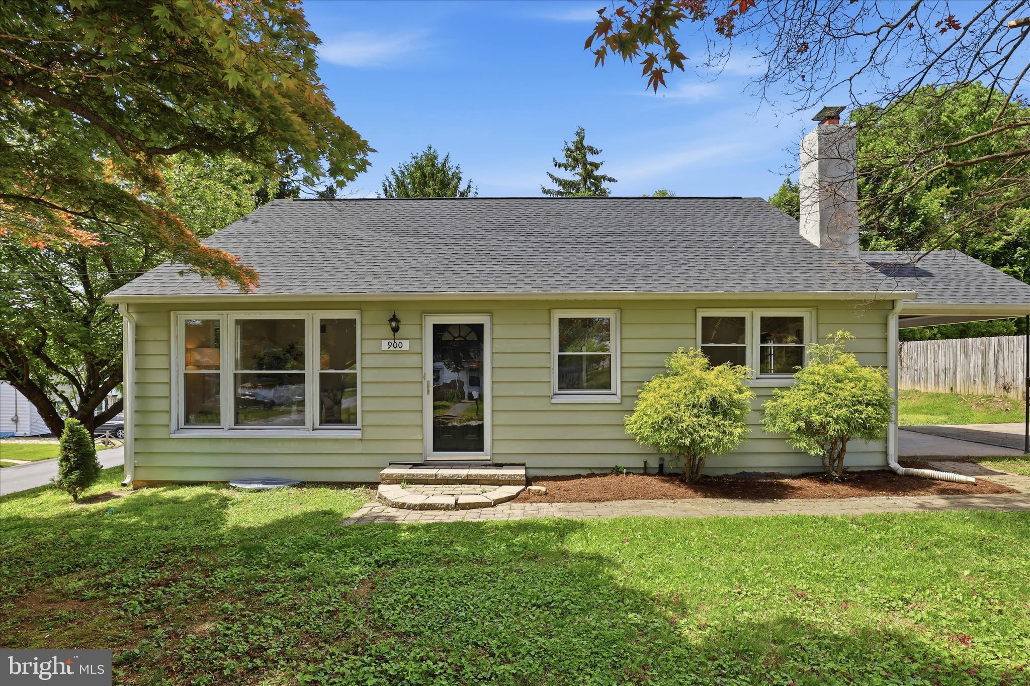 900 ORANGE STREET