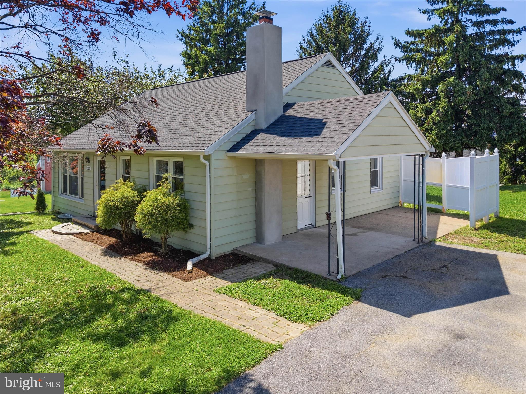 900 ORANGE STREET