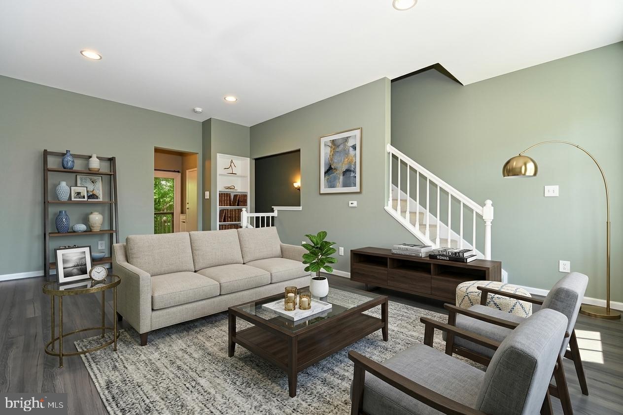 BARR HILL AT INVERNESS - Residential