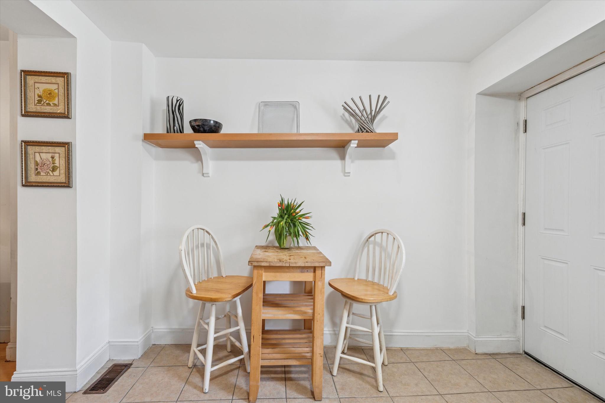 WHITMAN - Residential