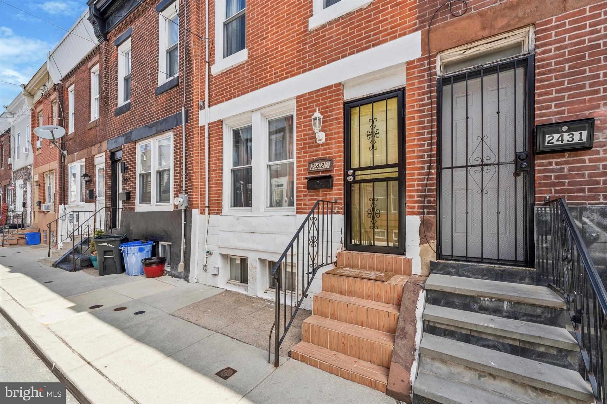 WHITMAN - Residential