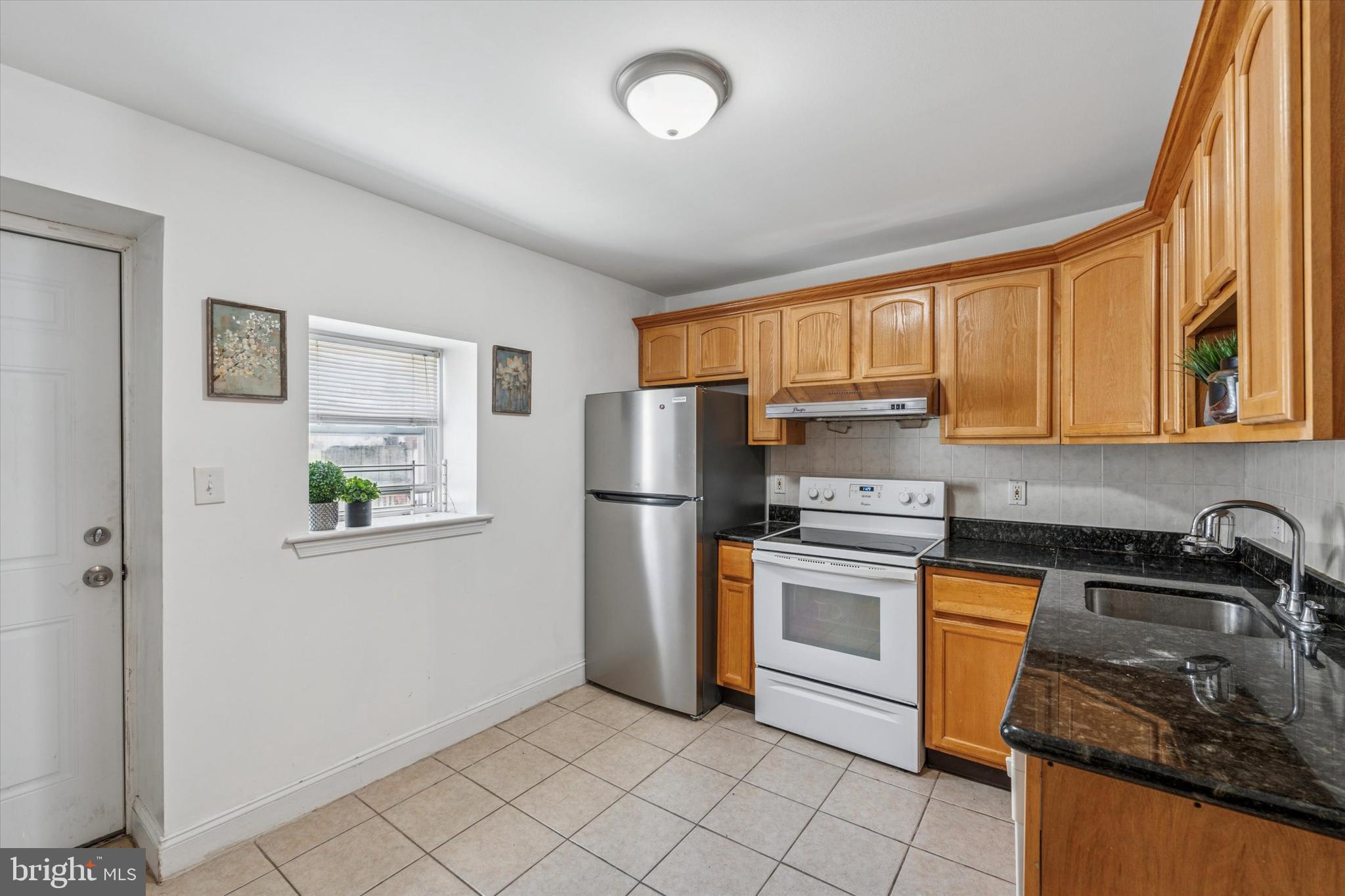 WHITMAN - Residential