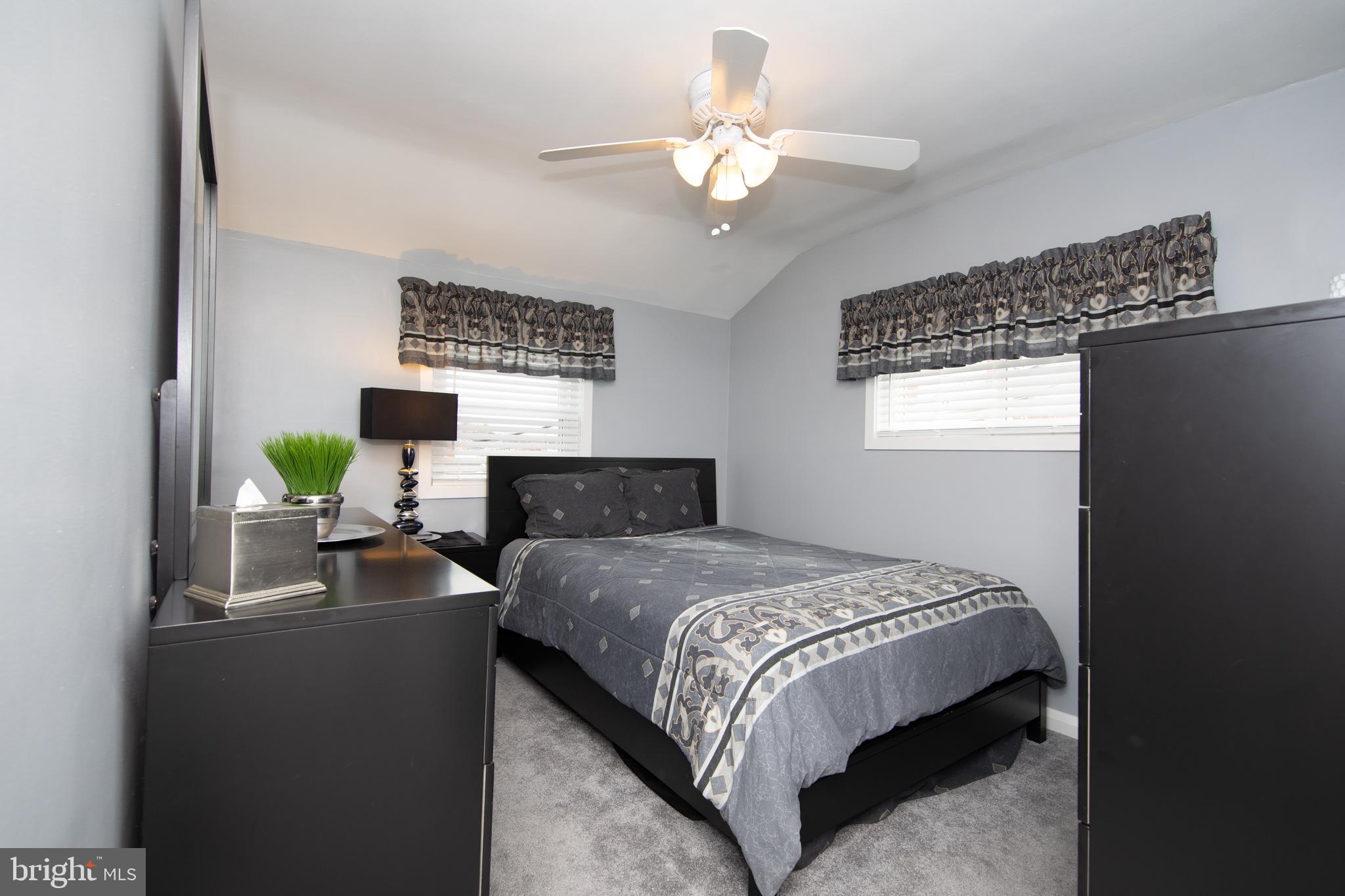 CHARLESMONT - Residential