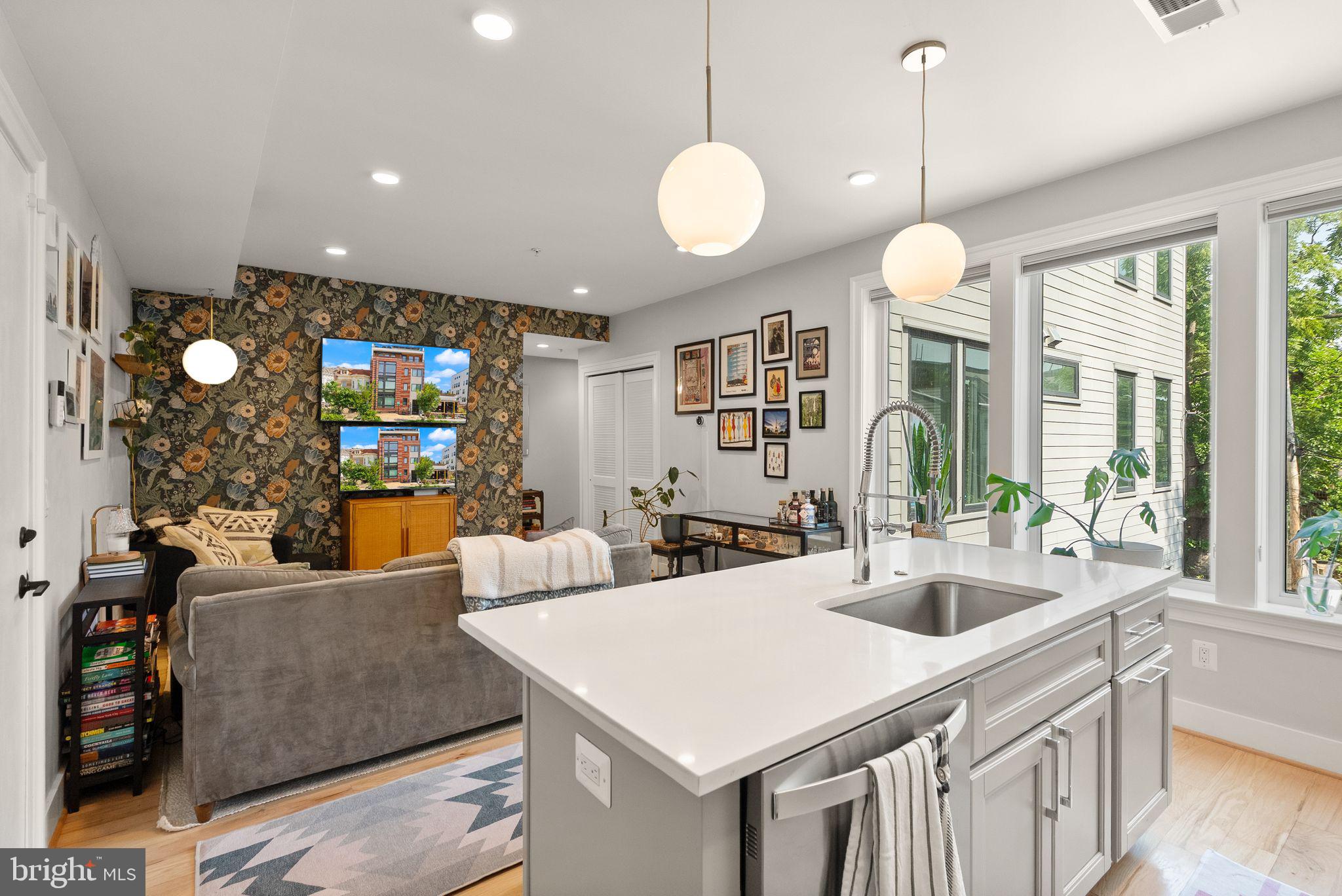 811 UPSHUR STREET NW 6