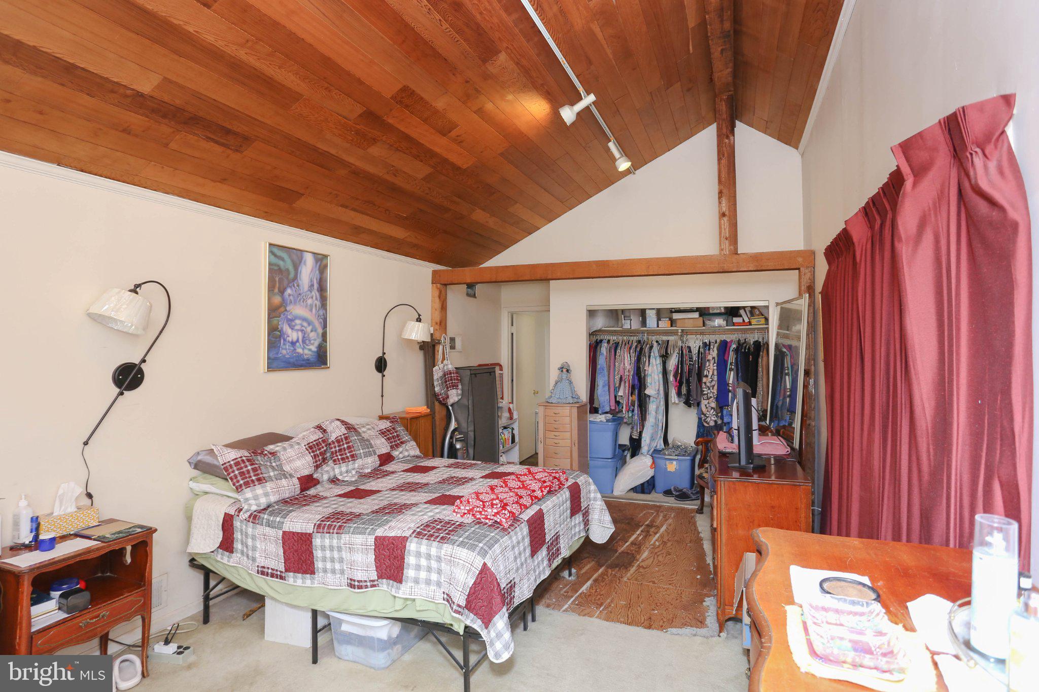 LOCH HAVEN BEACH - Residential