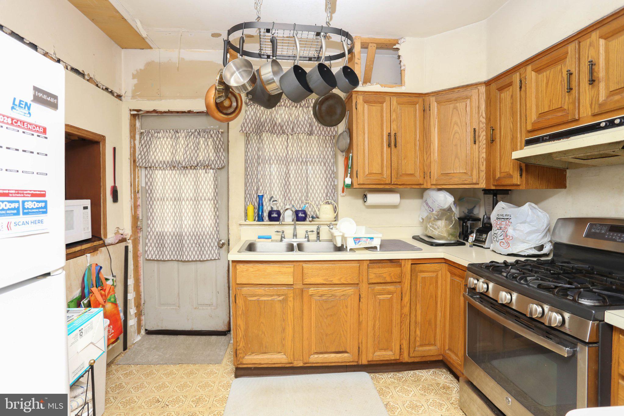 LOCH HAVEN BEACH - Residential