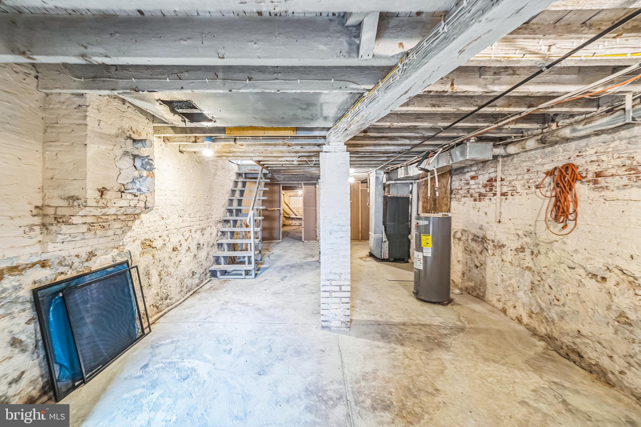 MANTUA - Residential