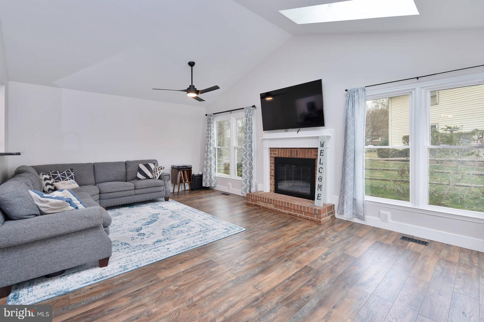 SENECA WHETSTONE - Residential