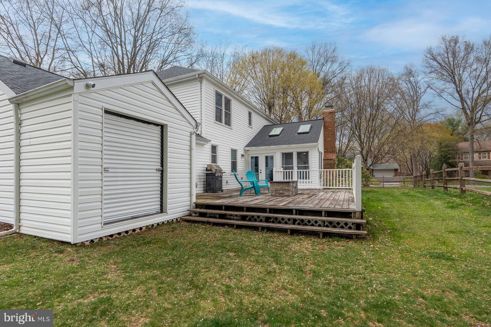 SENECA WHETSTONE - Residential