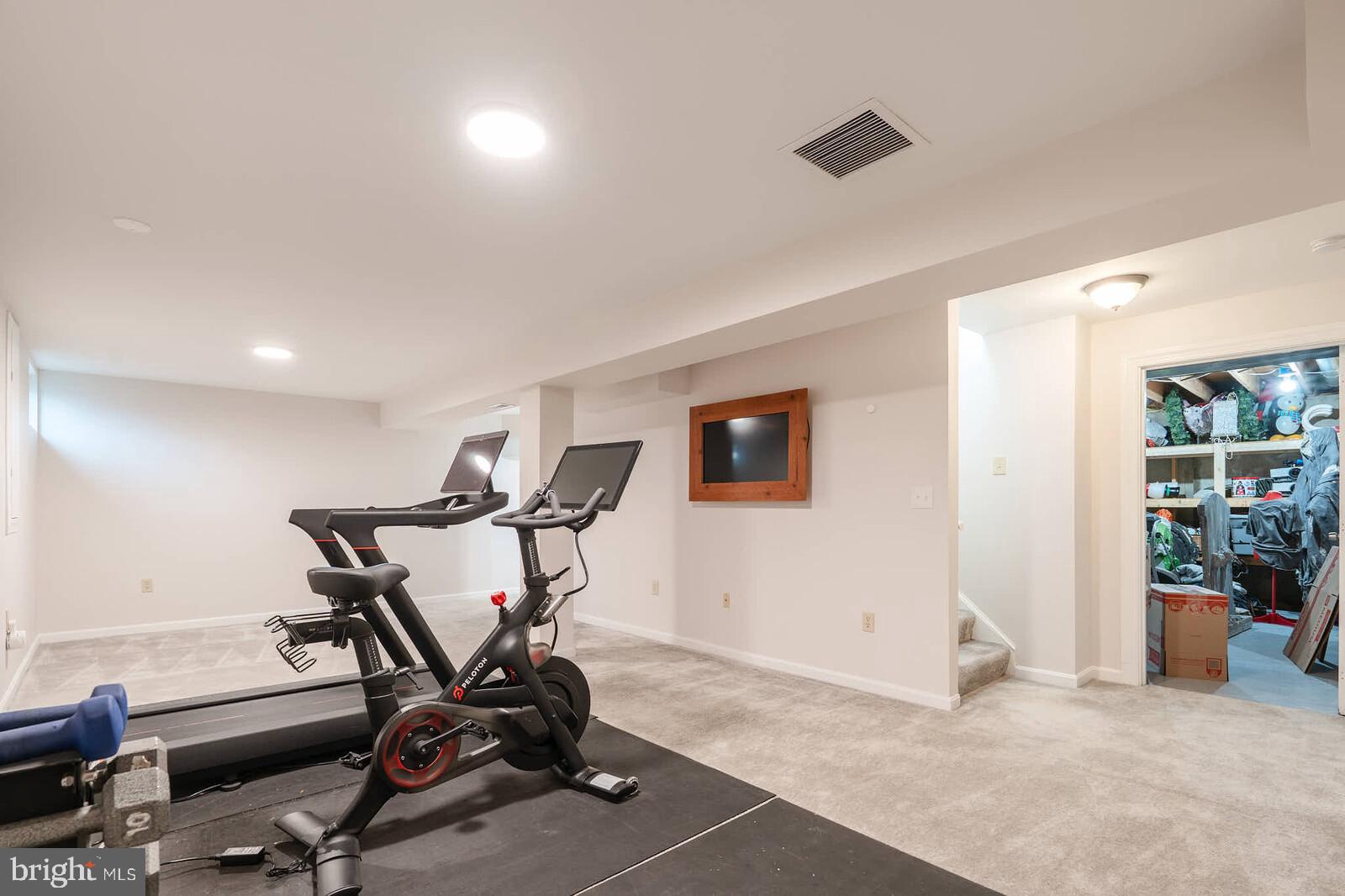 SENECA WHETSTONE - Residential