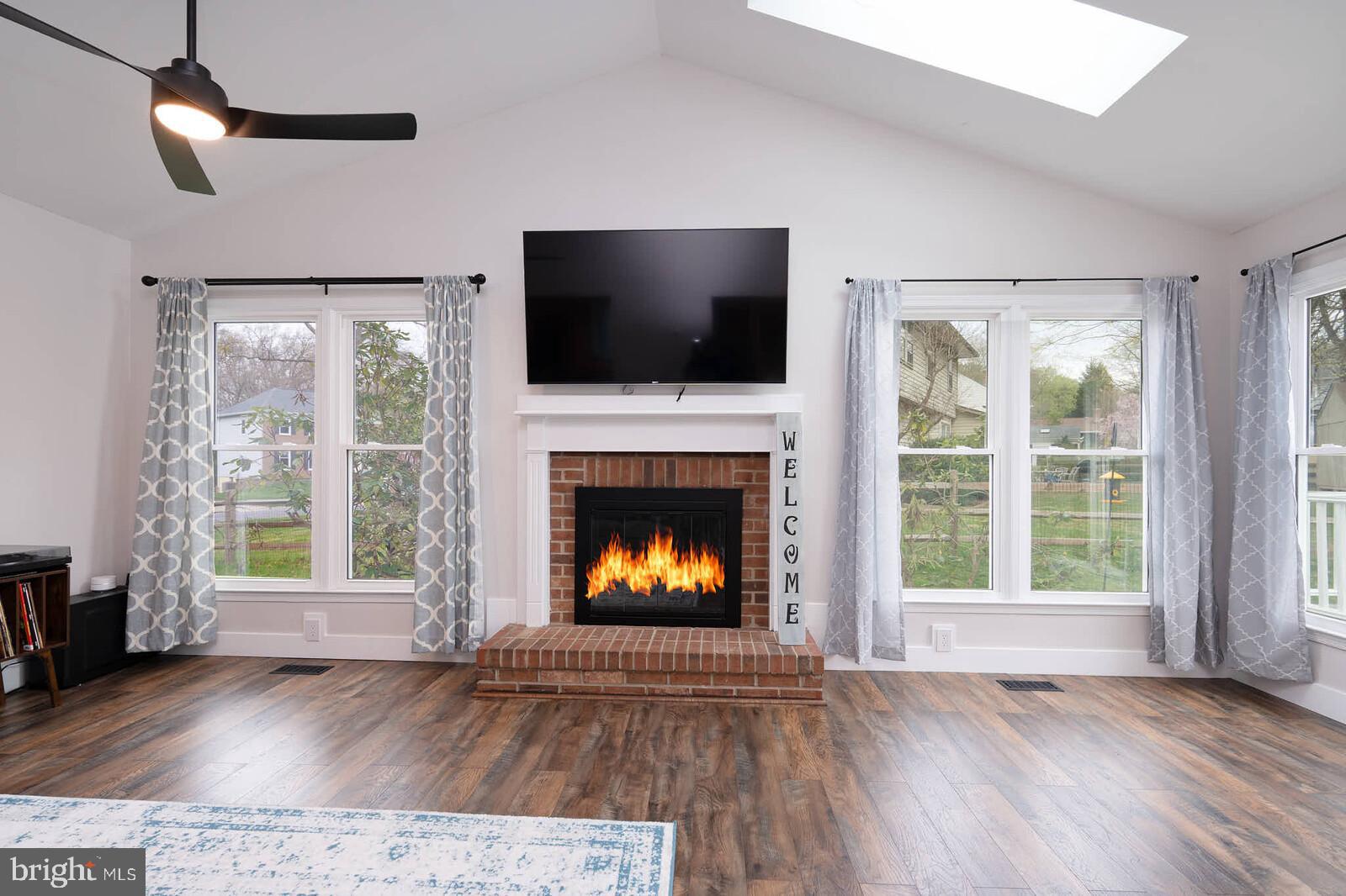 SENECA WHETSTONE - Residential