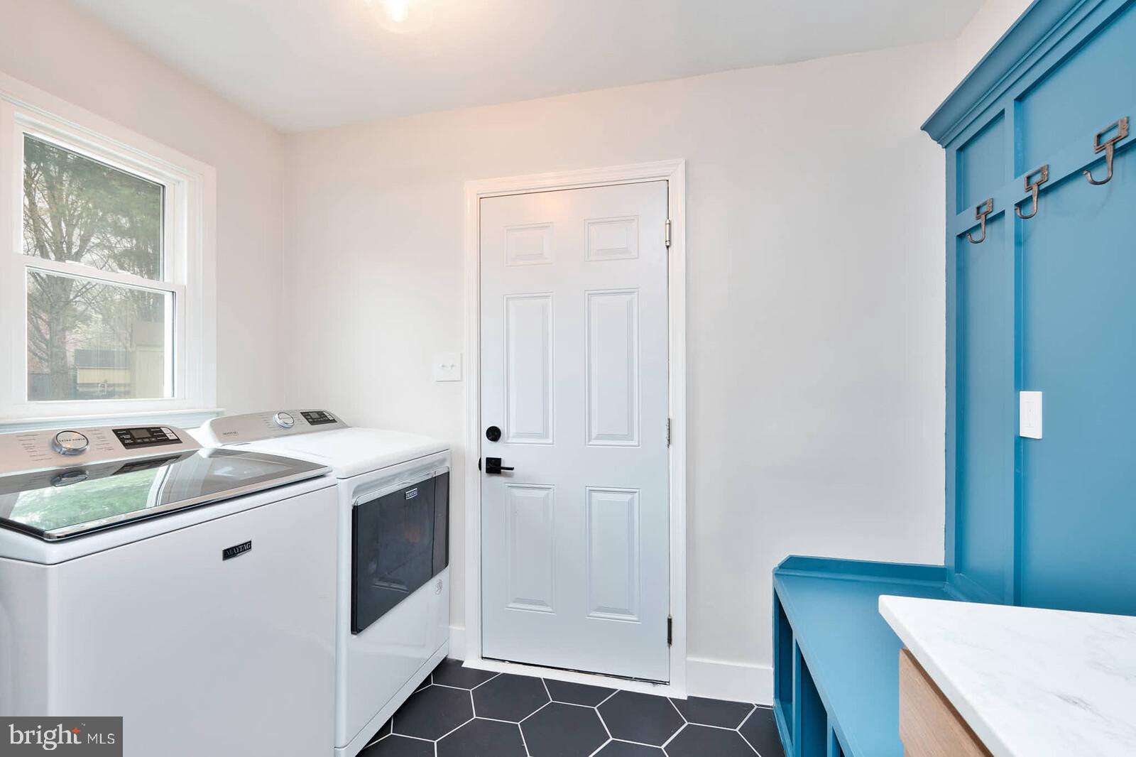 SENECA WHETSTONE - Residential